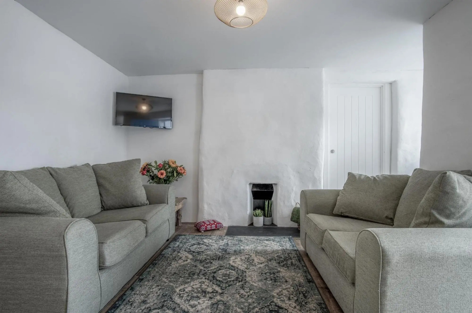 Brook Cottage - 6 Bedroom Cottage - Dale