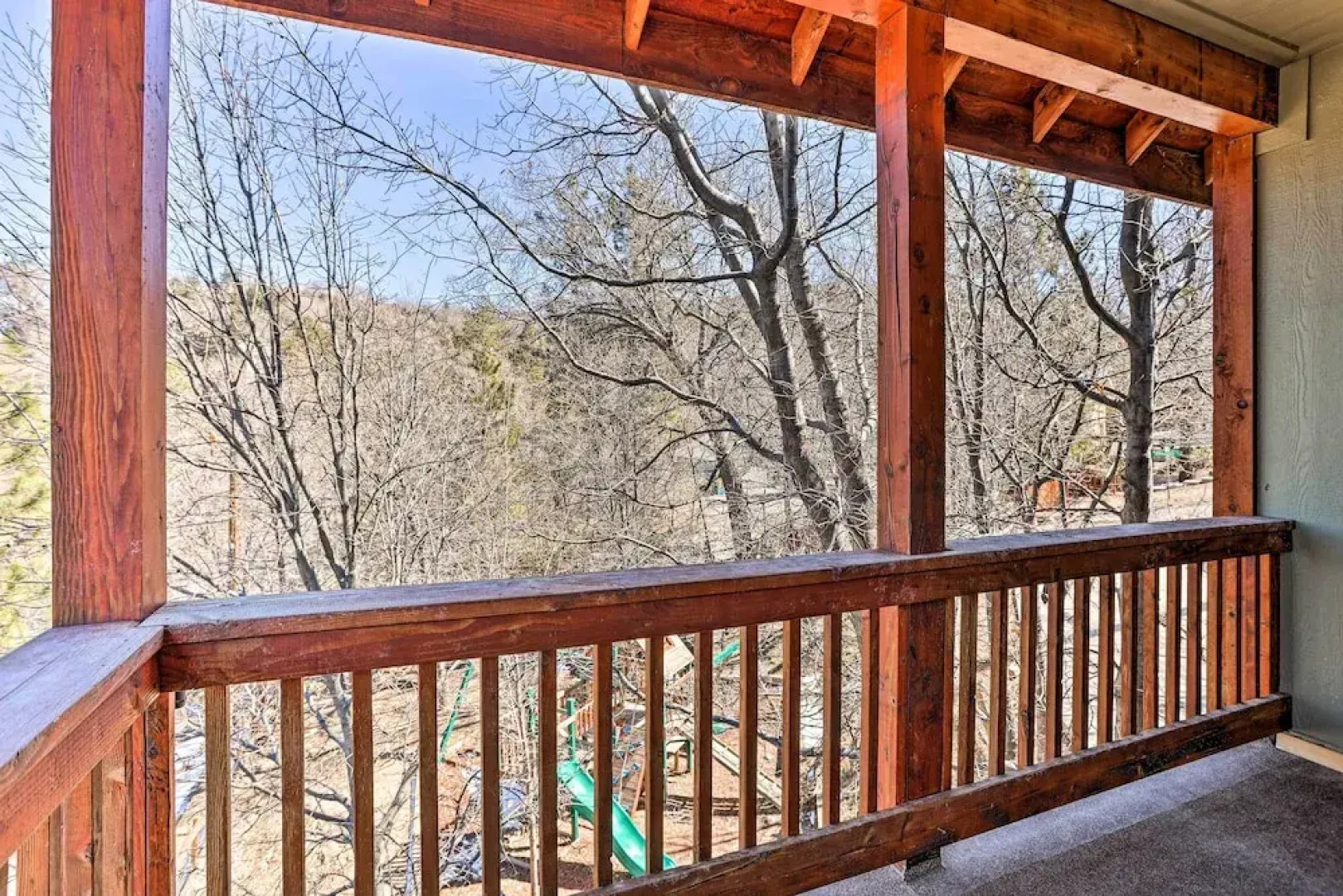 Lovely Lake Arrowhead Home w/ Private Hot Tub