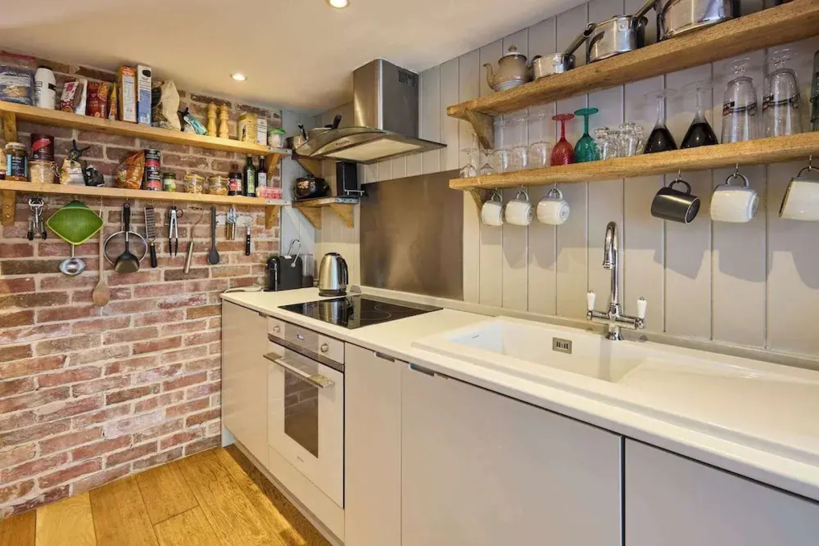 Host Stay Romney Cottage