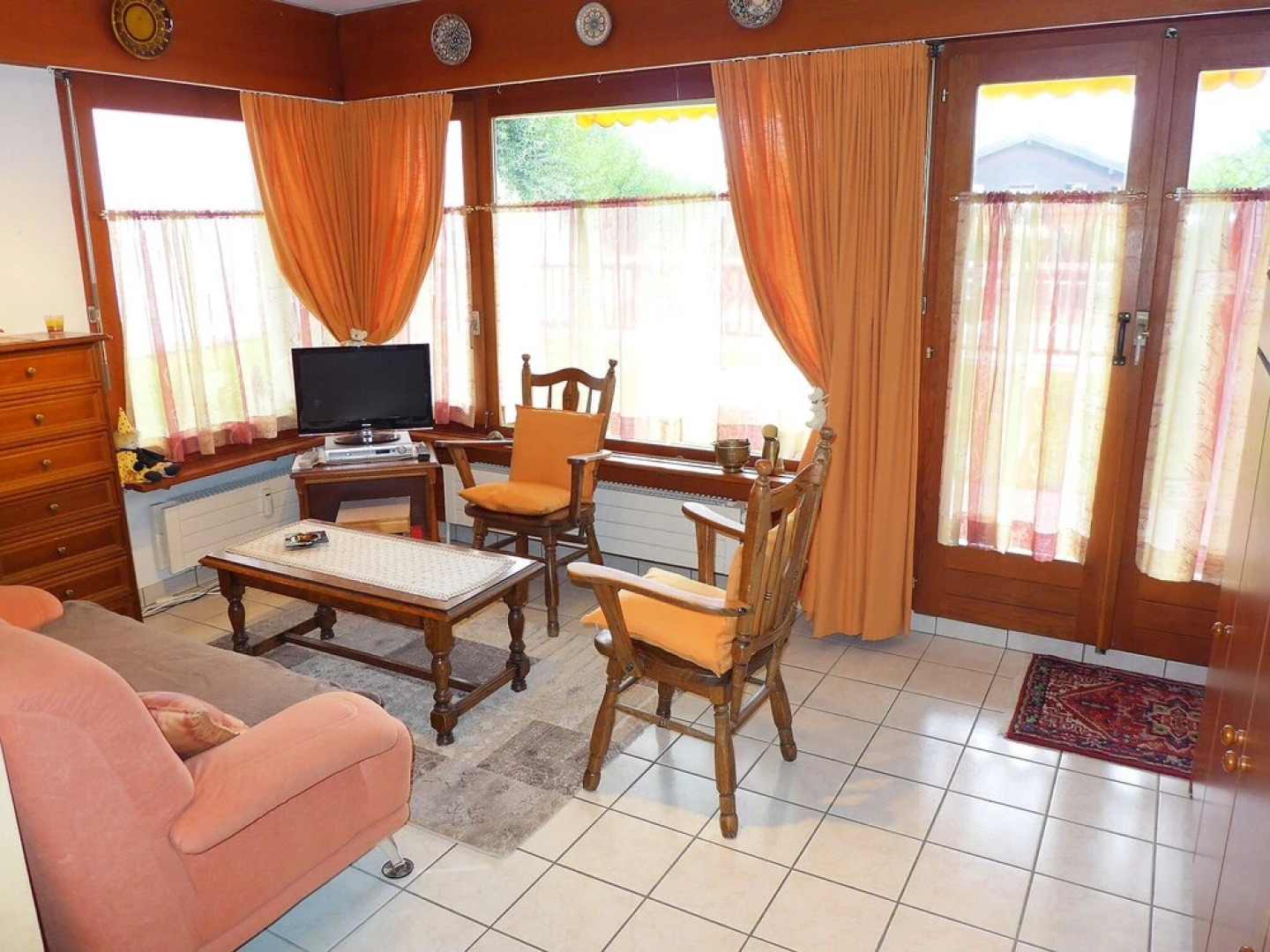 Valdor Lens in Lens With 1 Bedrooms and 1 5 Bathrooms