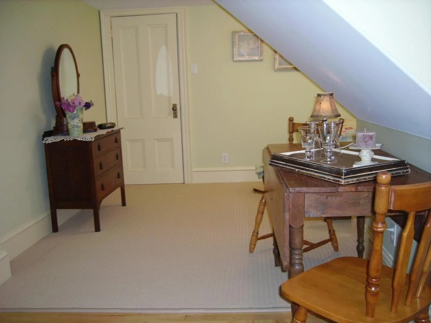 Old Riverside Lodge B & B