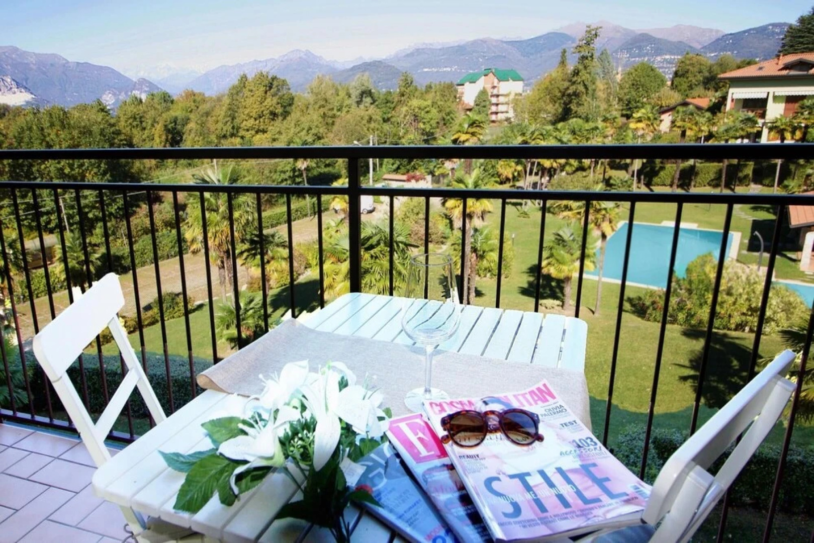 Amazing Gaia Le Palme Pool Lake View