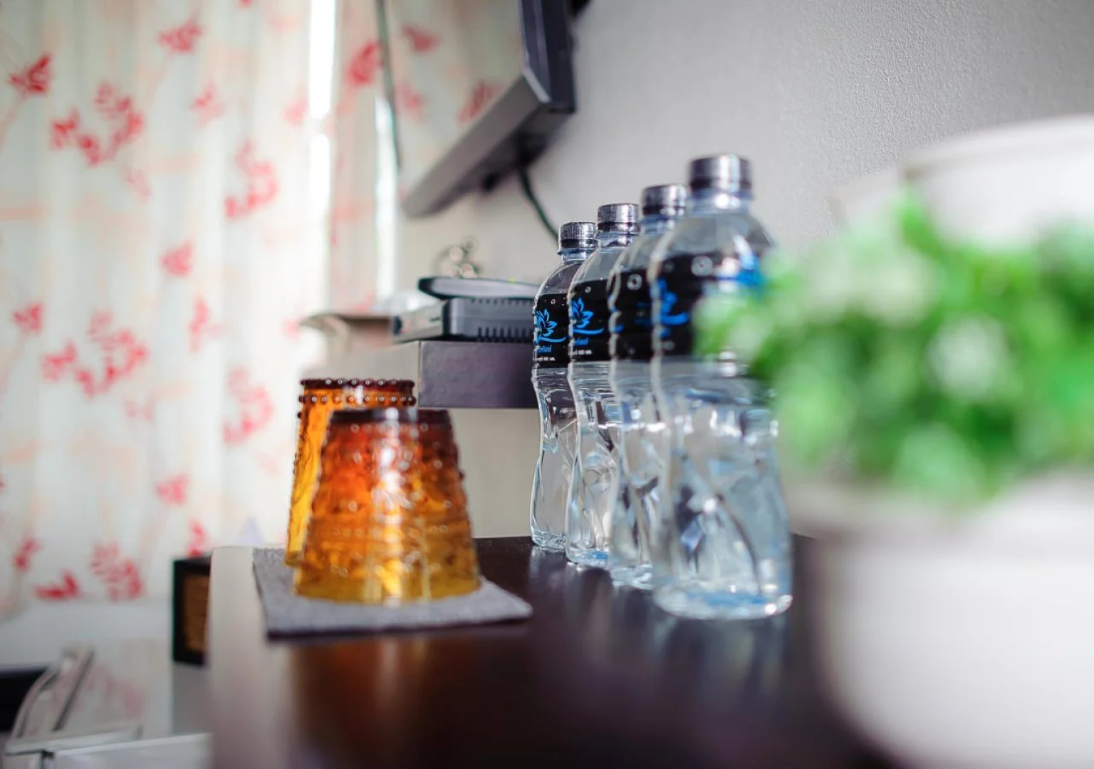 Modern Inn by Saifon