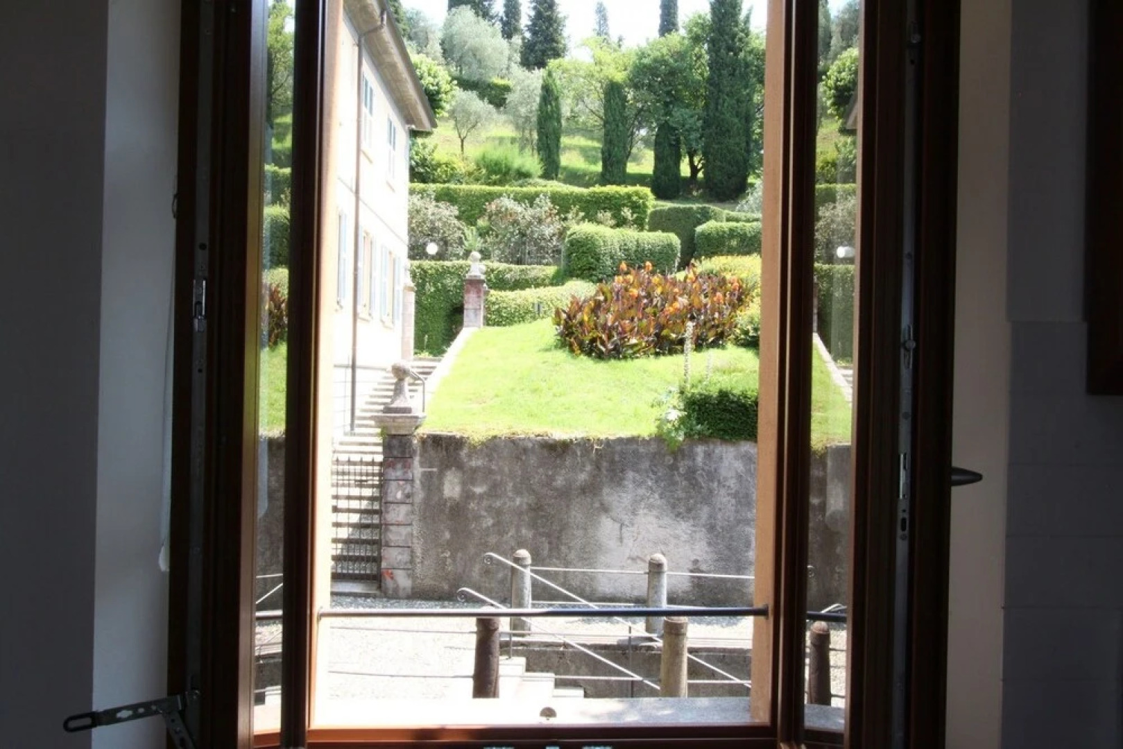 Pitel House The Bellagio Dream