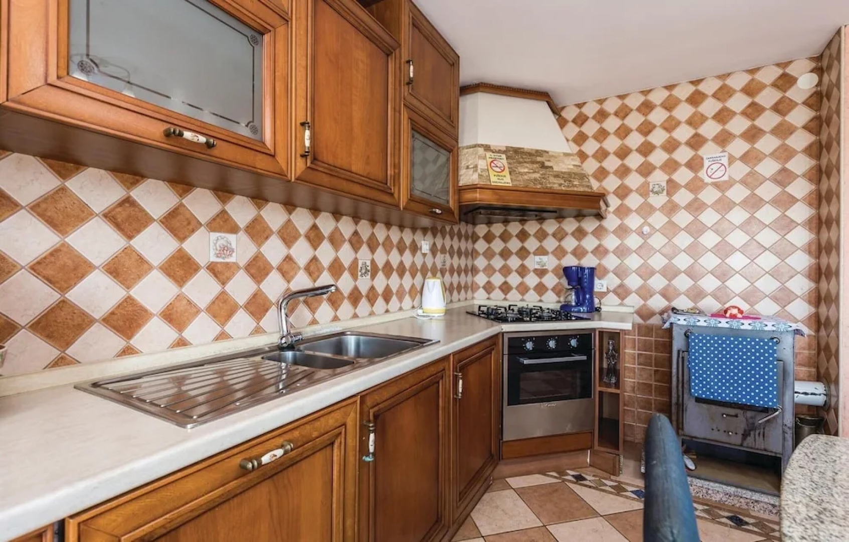 Stunning Home in Ozalj With 5 Bedrooms, Wifi and Outdoor Swimming Pool