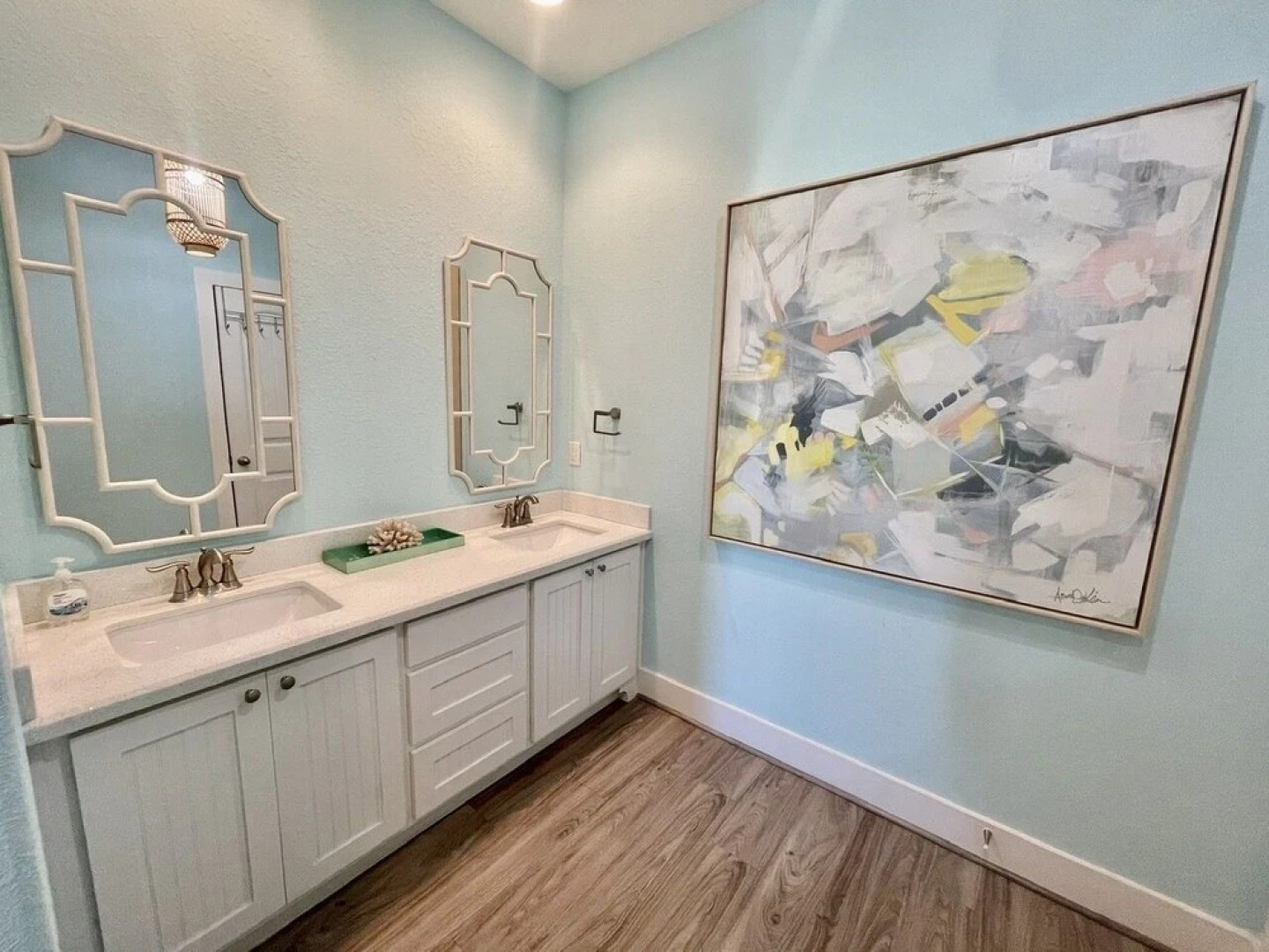 #latitude Adjustment 4 Bedroom Home by RedAwning