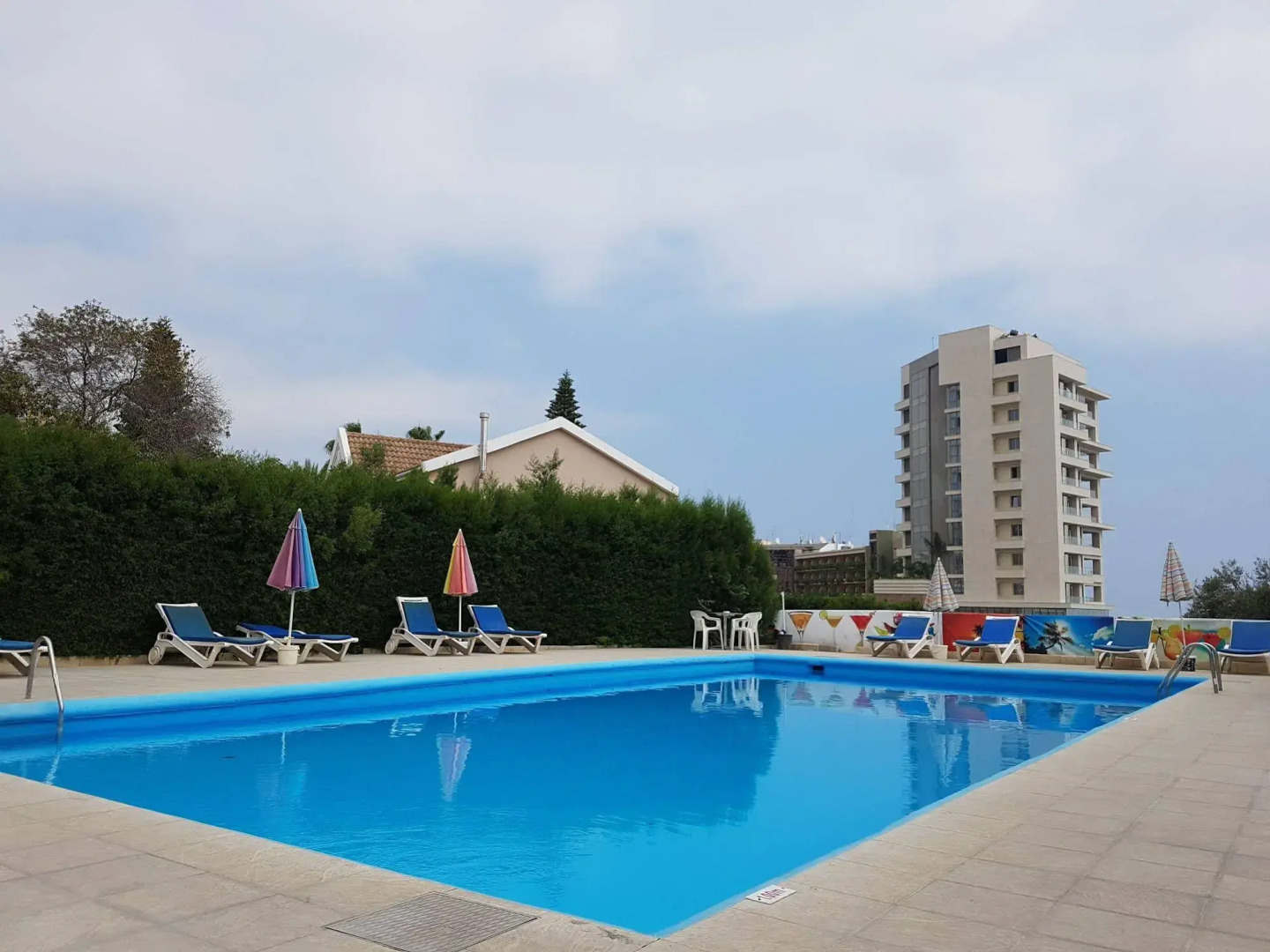 Polyxeni Hotel Apartments