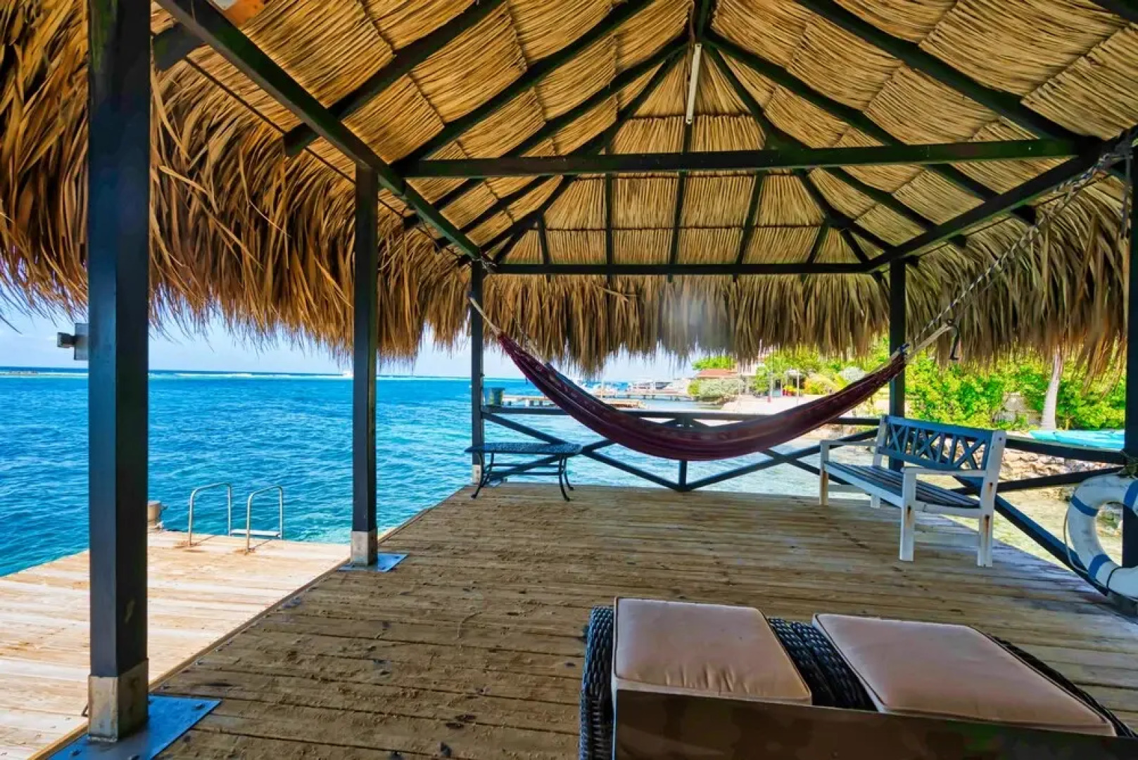 Private Beach Ocean Front Boat Dock Tiki Bar