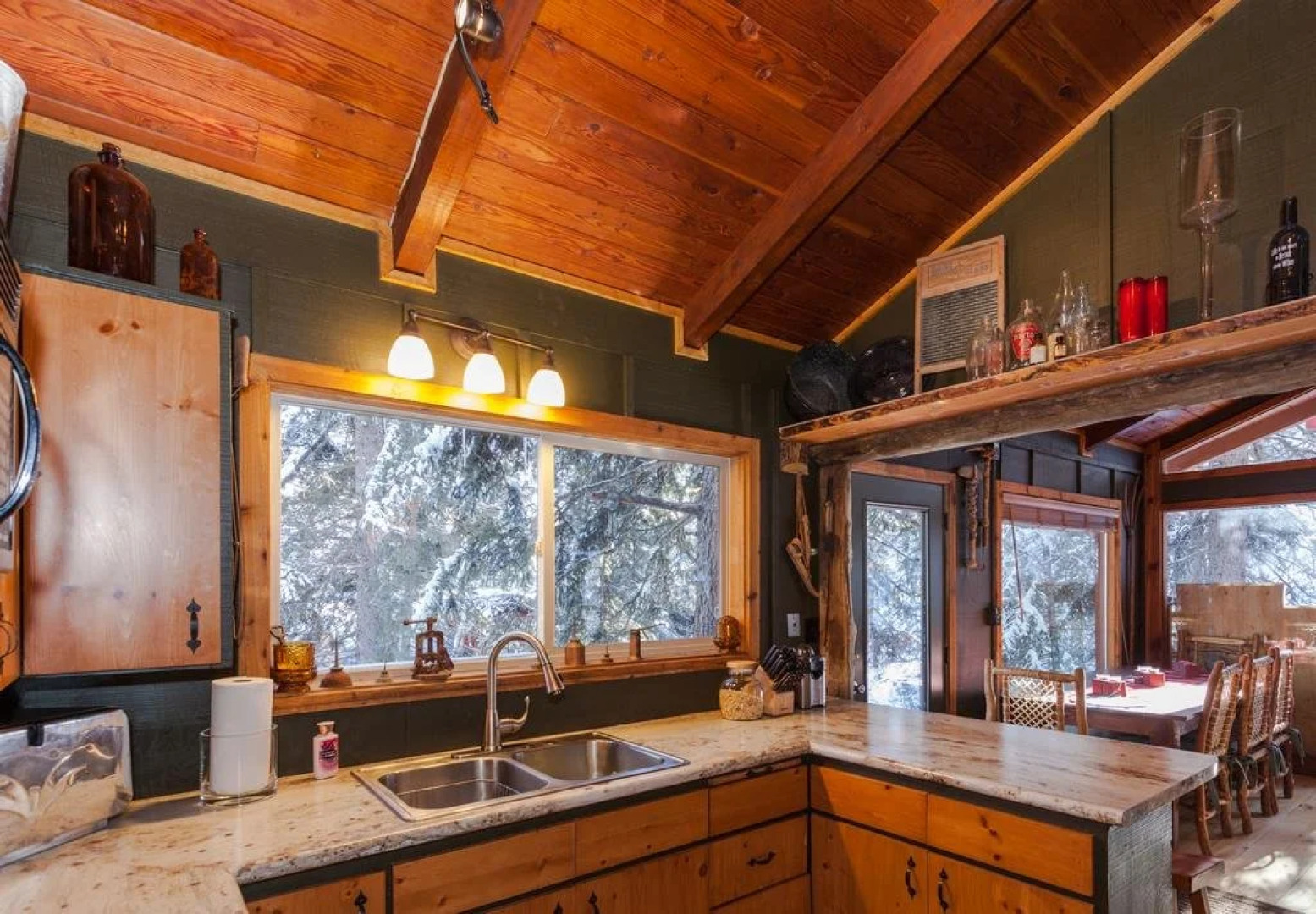 Treehouse On The Stream