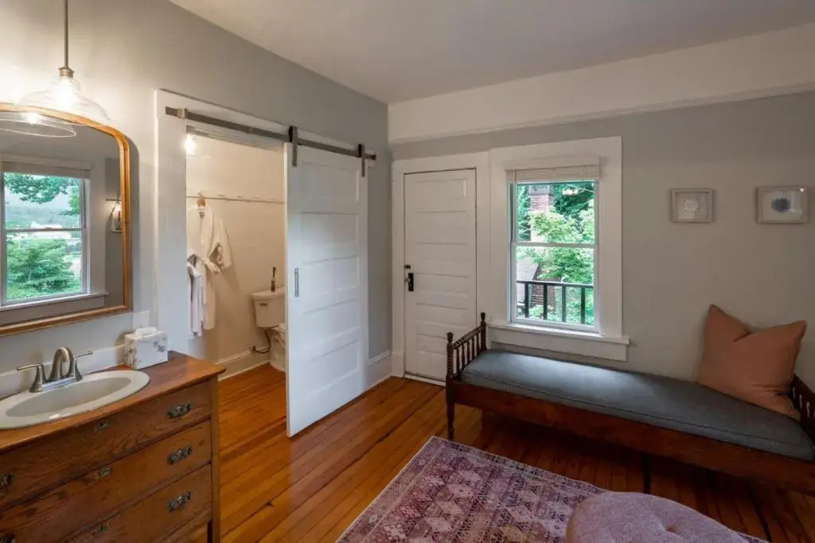 Beechwood Inn - Bed Breakfast and Wine Cellar