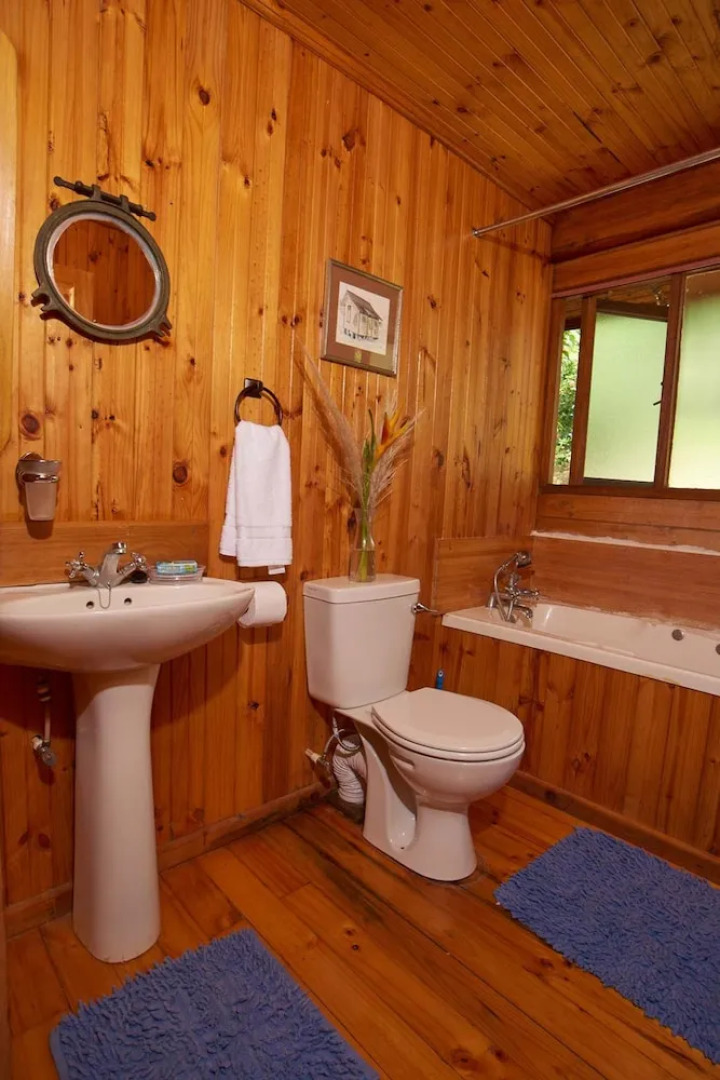 Erasmus Cove Cottages