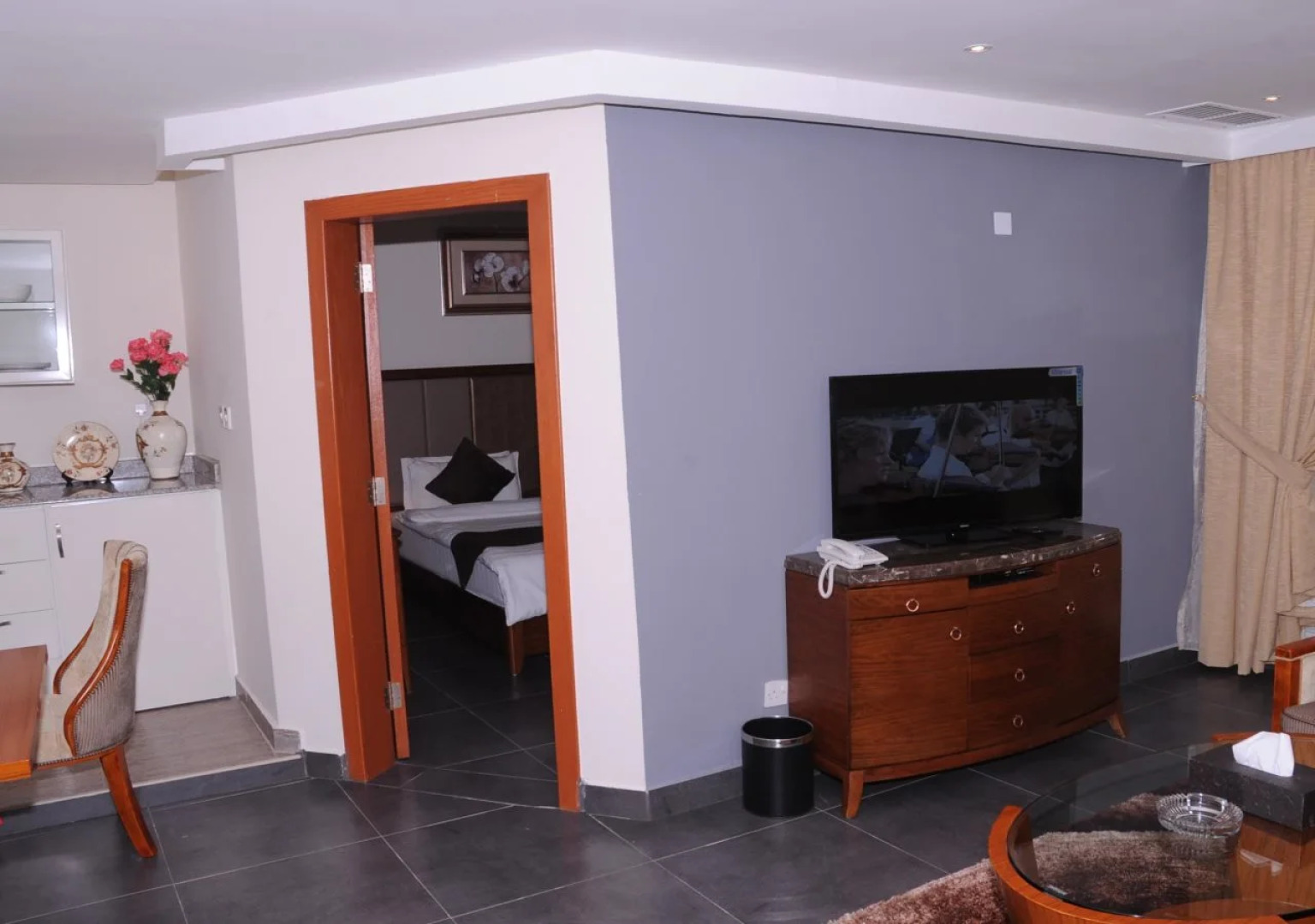 Magic suite Abu Halifa