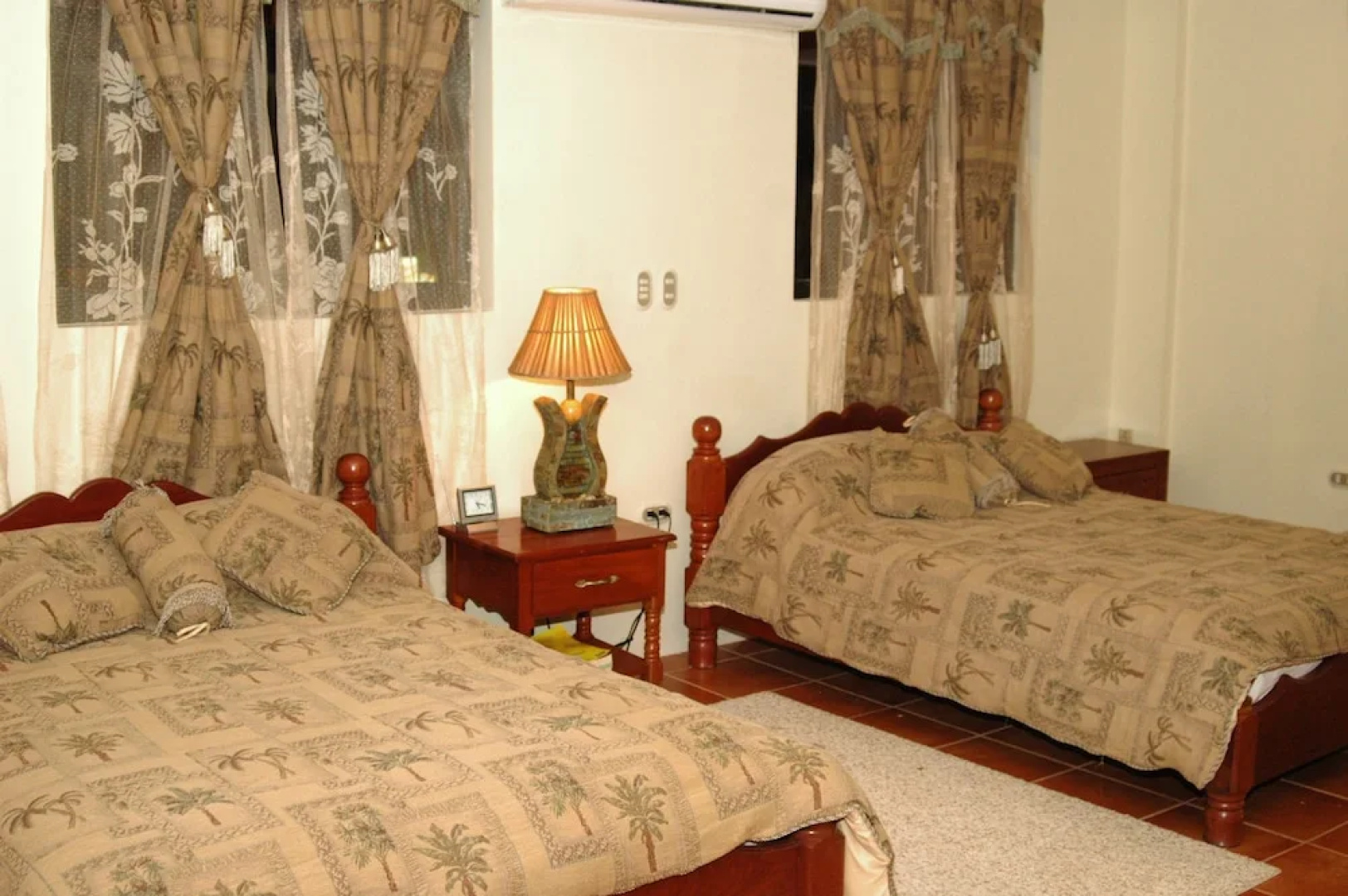 Hotel Oasis Bluefields