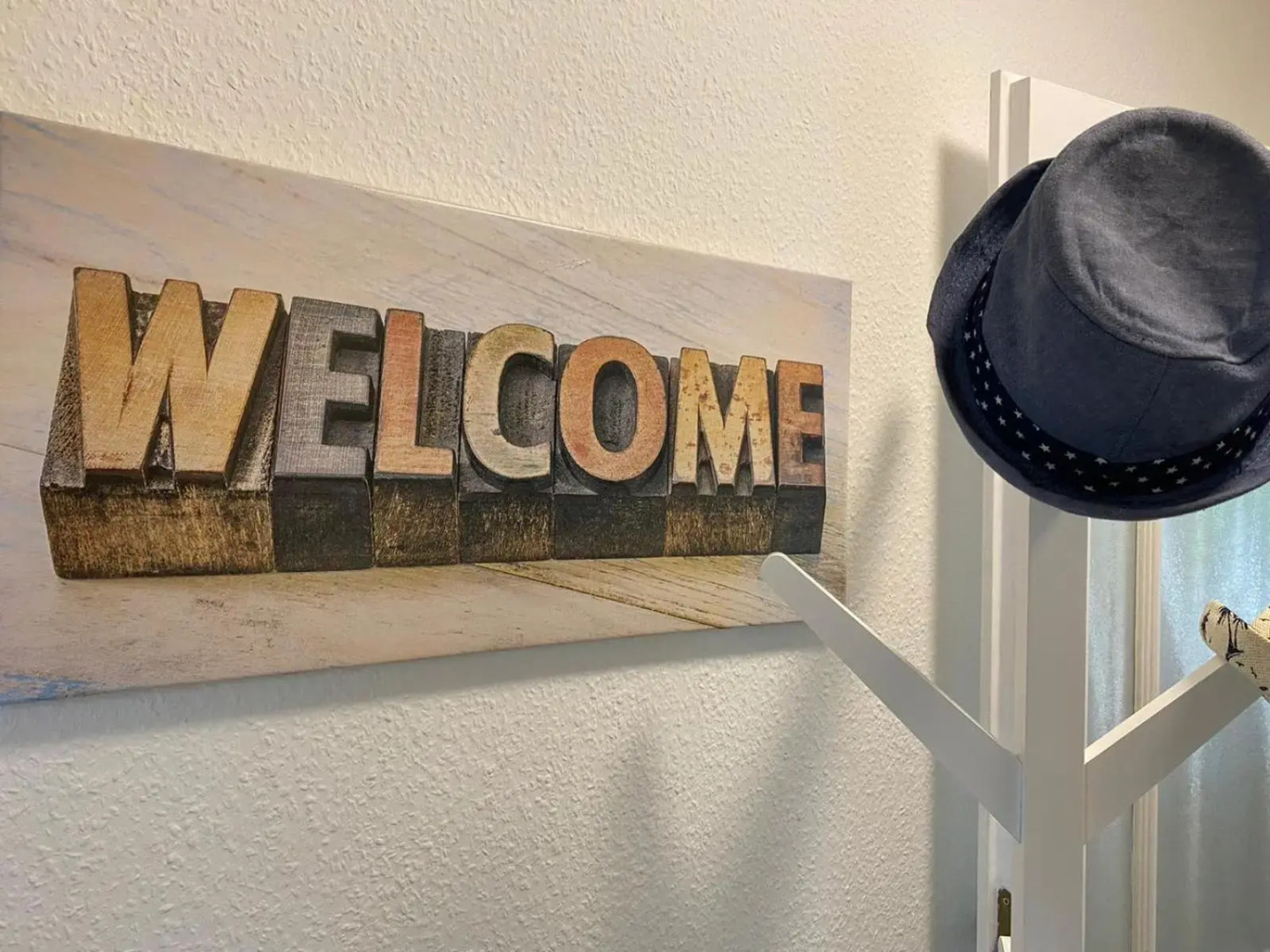 Pool & Lake Holiday Home