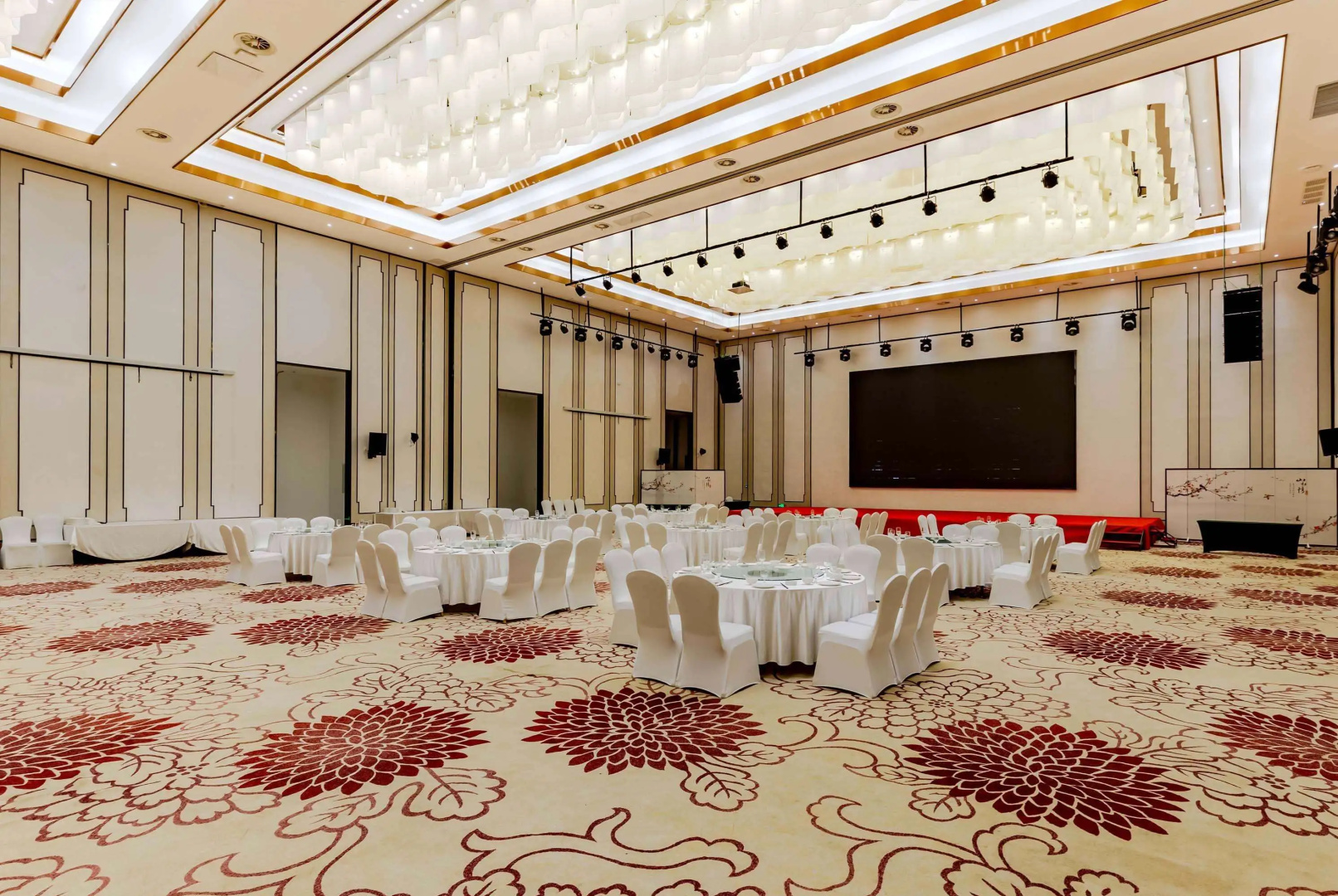 Howard Johnson Lakeview Hotel Huaibei
