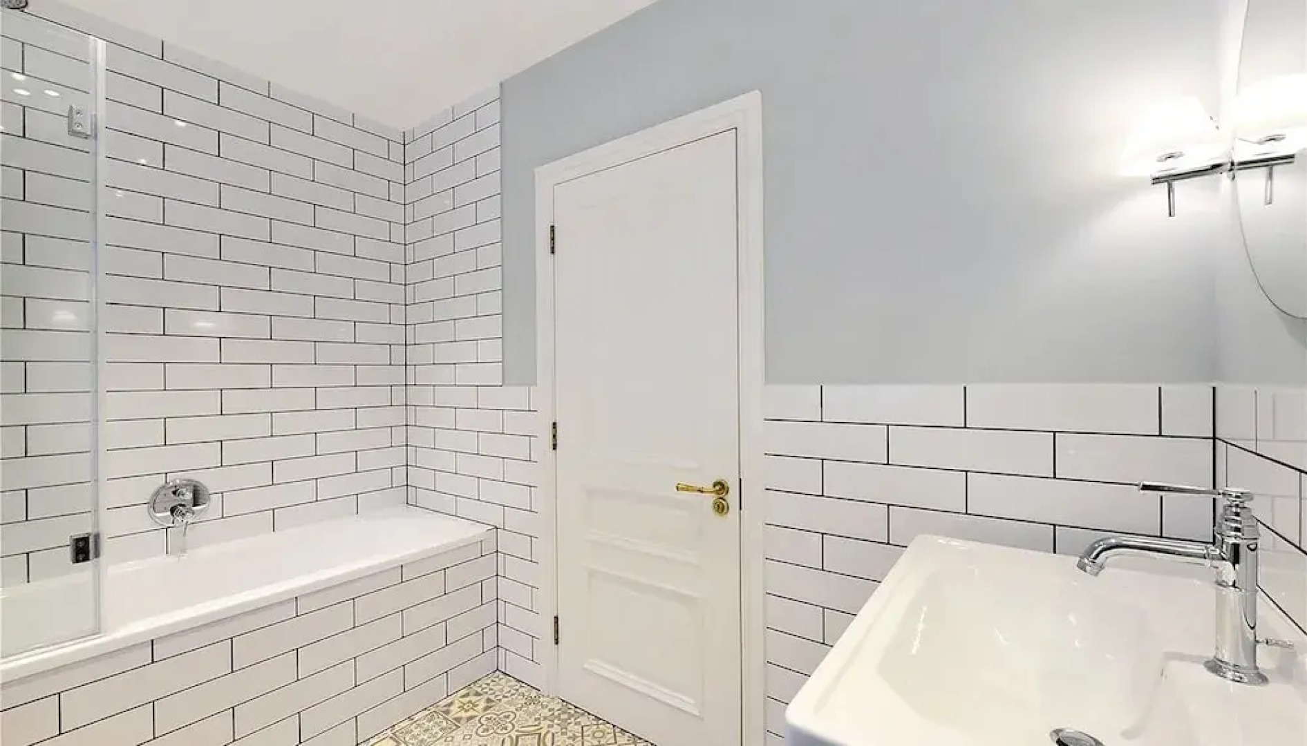 Rainsford Mews by Lime Street