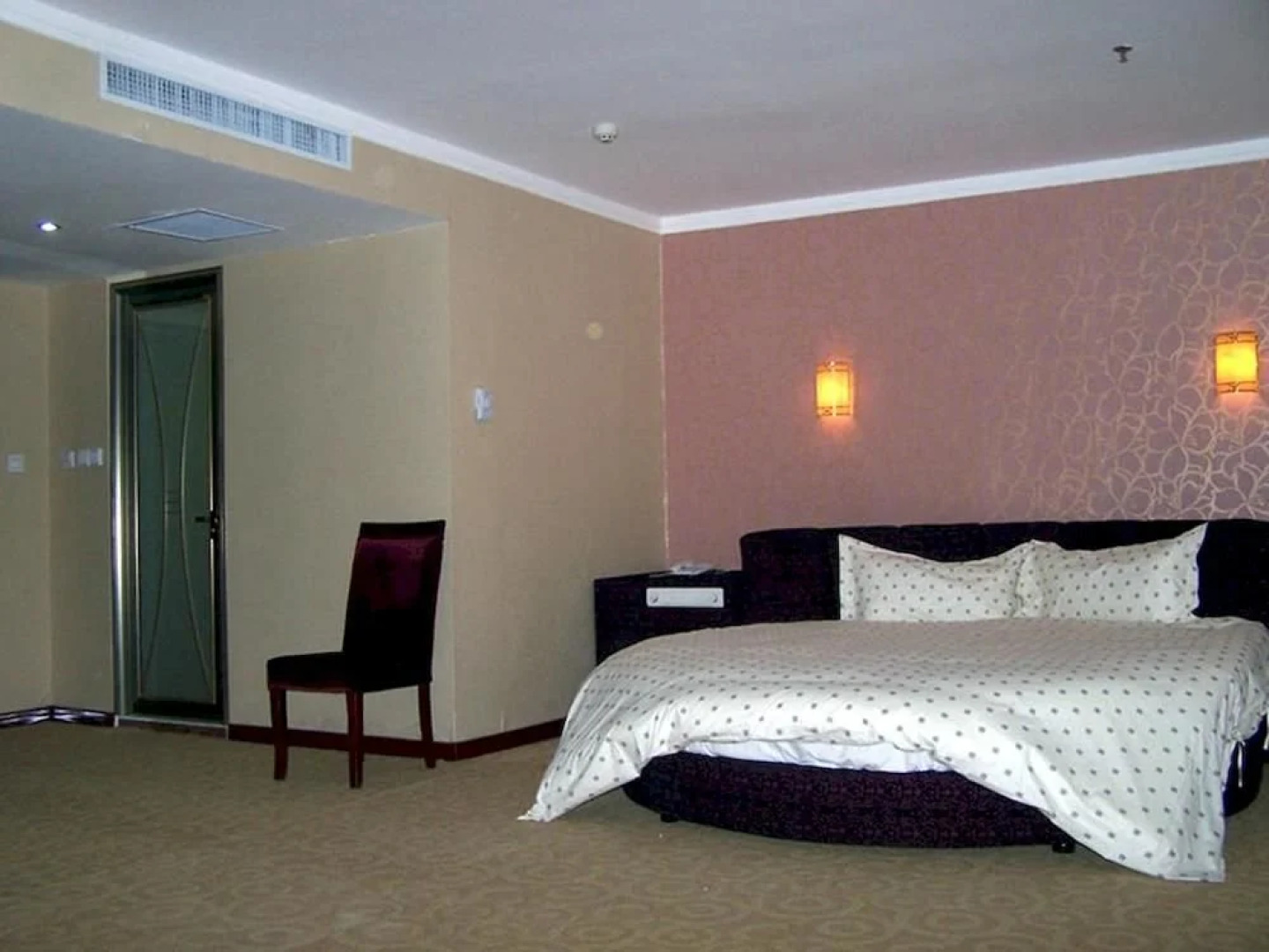 Binzhou Century Star Business Hotel