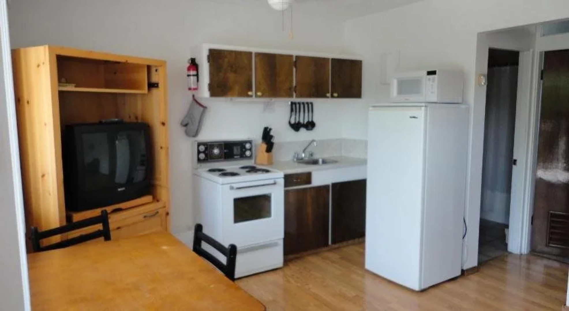 Bella Villa Motel & Resort