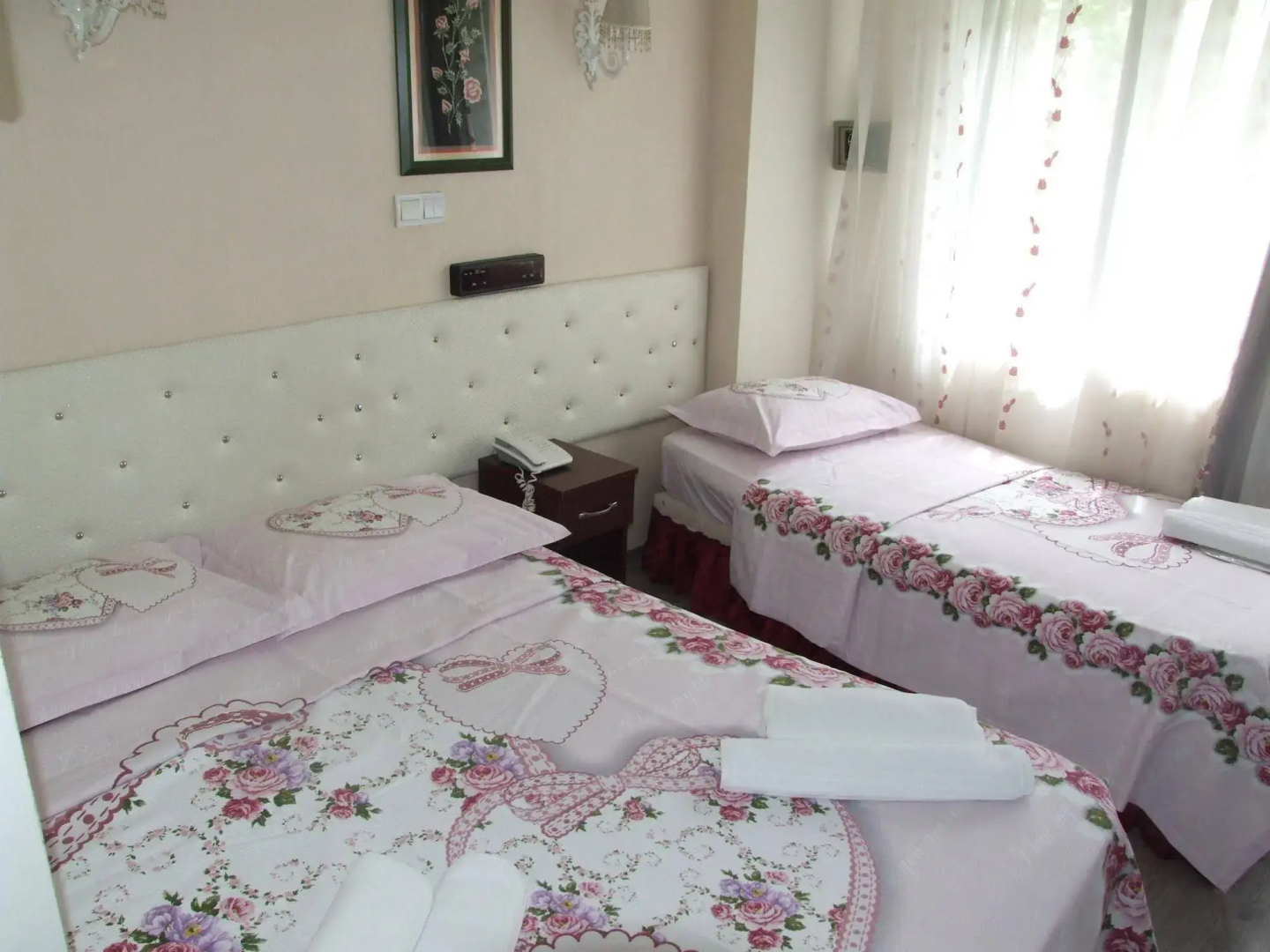 Artemis Old City Hotel