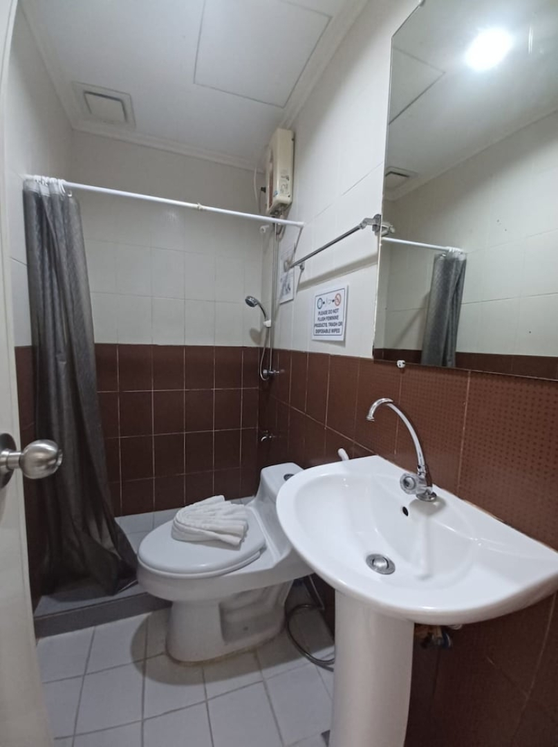 OYO 908 153 Silverio Suites