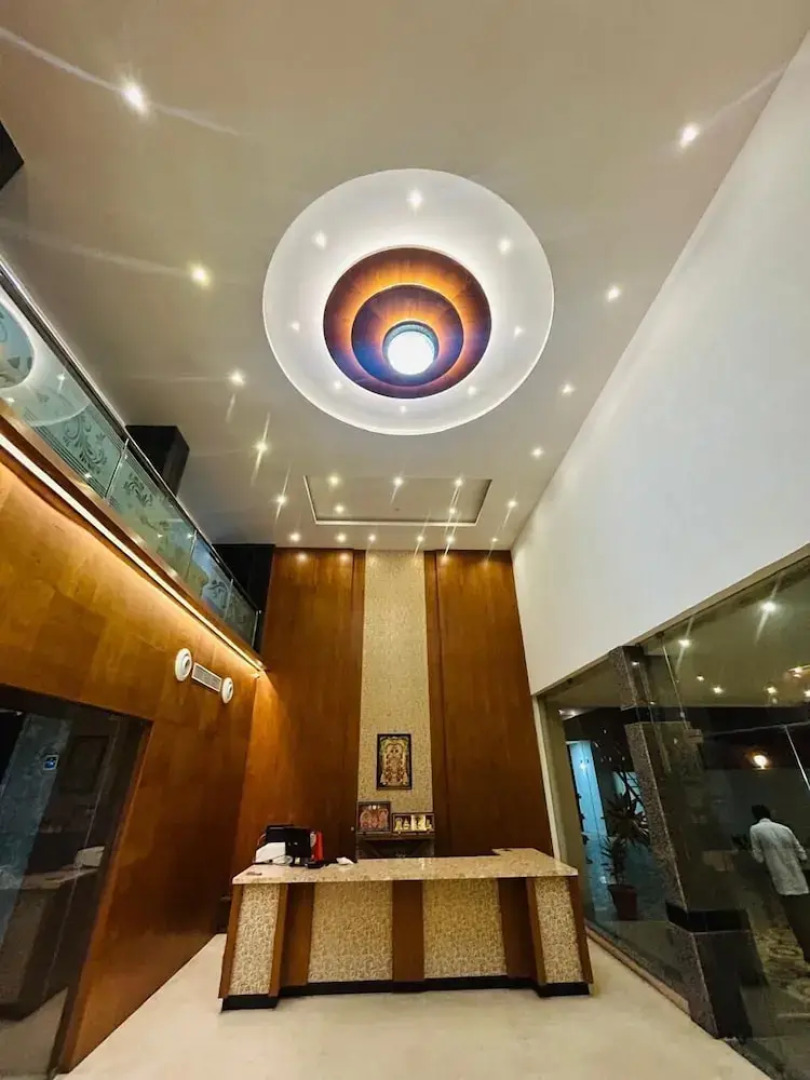 Monarch Express, Sri City