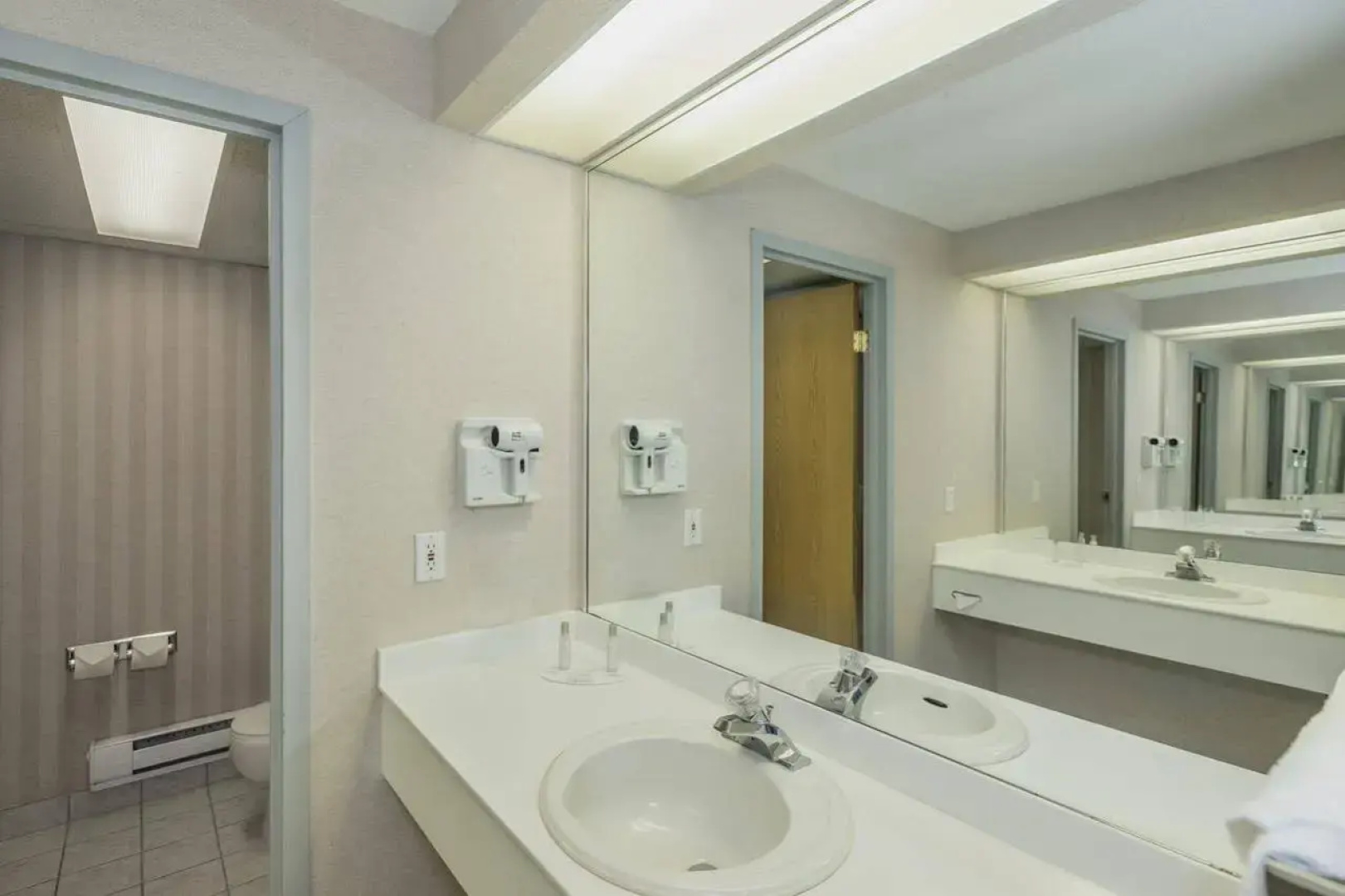 Fairfield by Marriott Niagara Falls, Canada