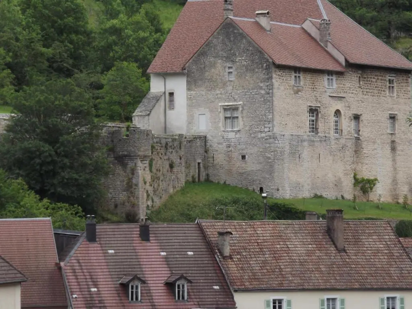 Gite La Petite Ecluse En Bord De Loue