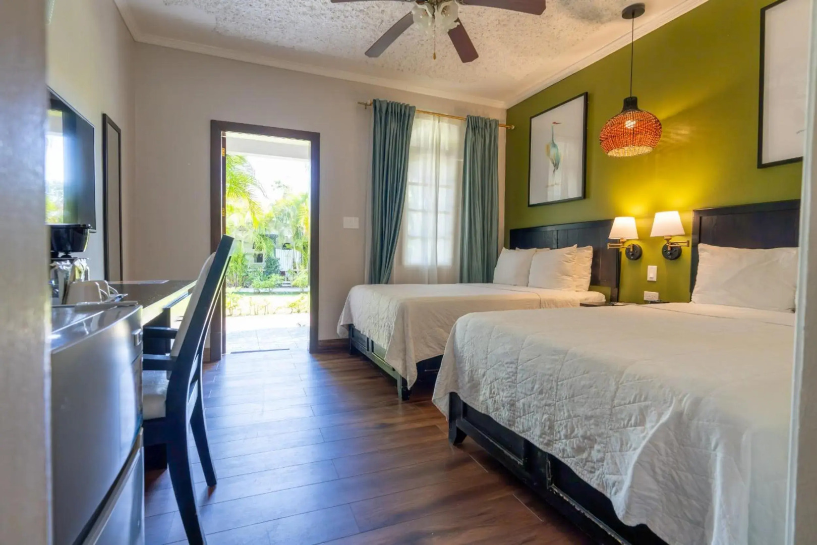 Travellers Beach Resort