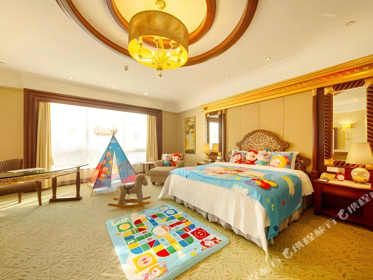 Regal Palace Hotel