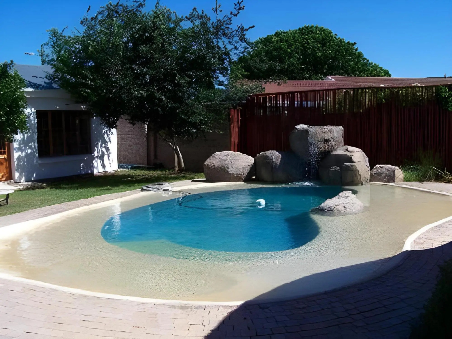 Kronenhoff Guest House