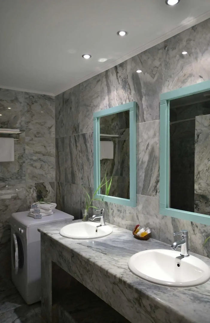 Hotel Petinos