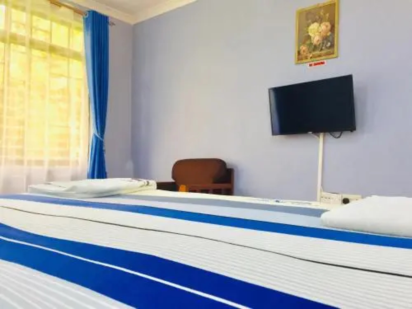 Vienna Woods Holiday Inn Limited