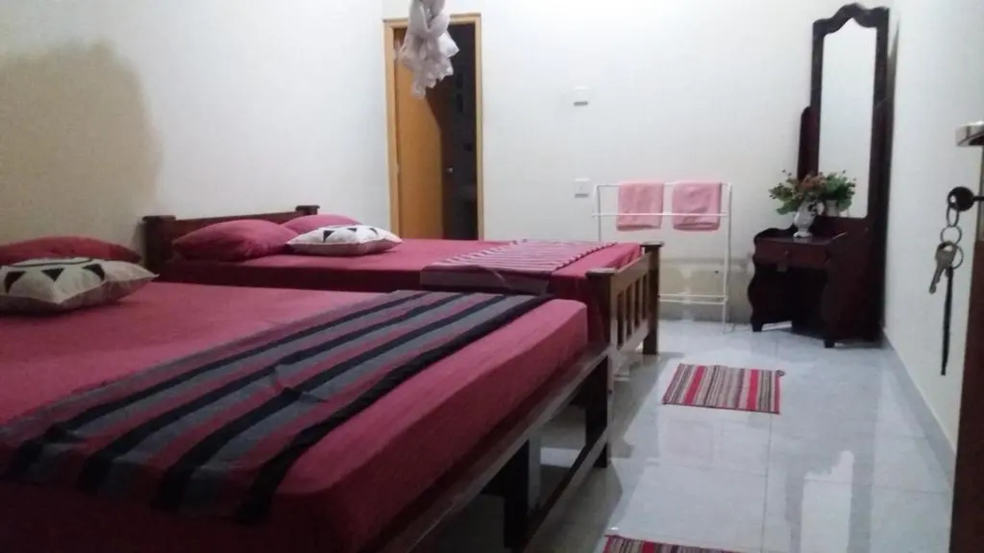 Walawa Cottage and Family Villa