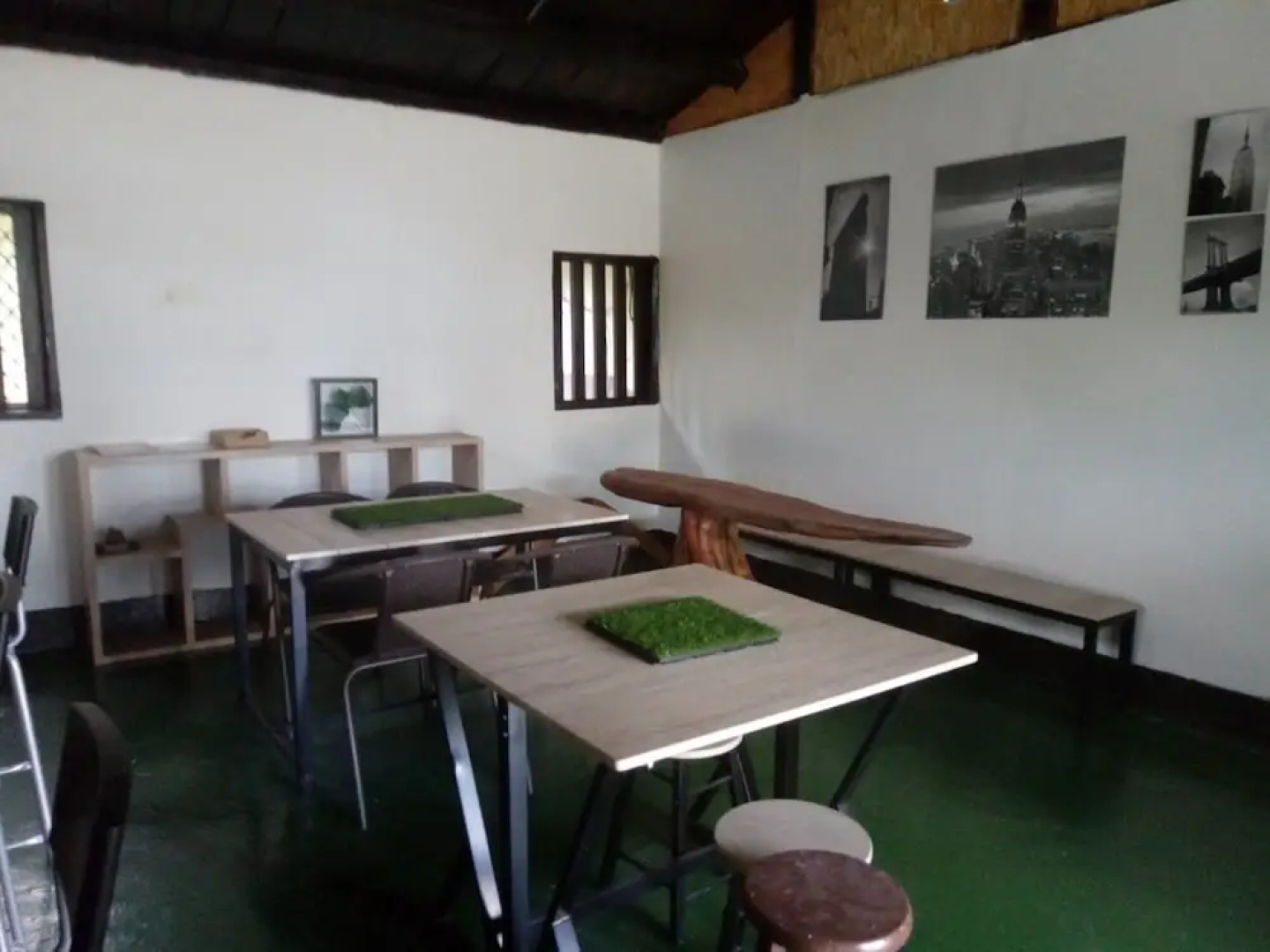 Mt. River View & Waterfall Lodge