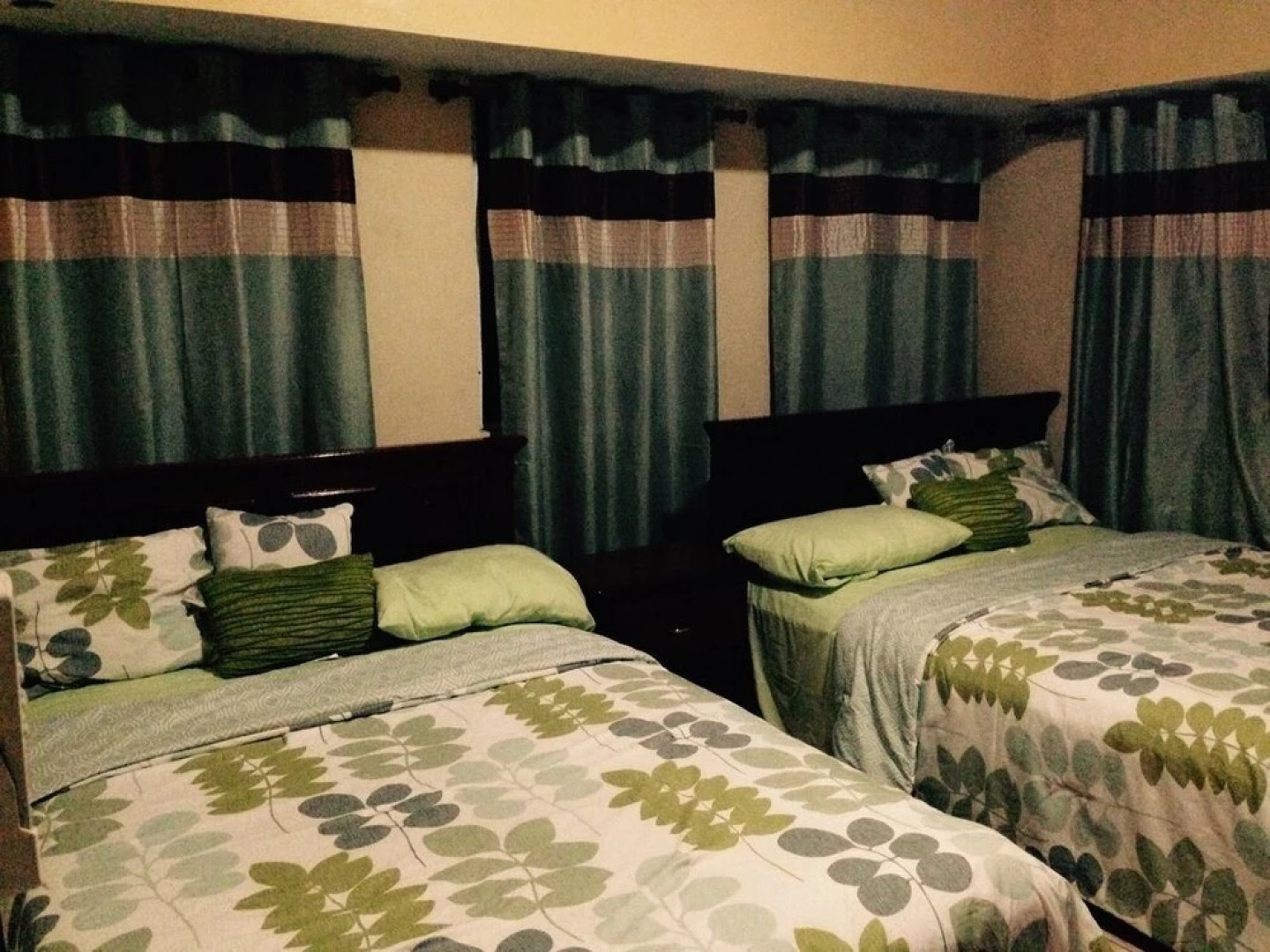 Auber Cayes Guest House