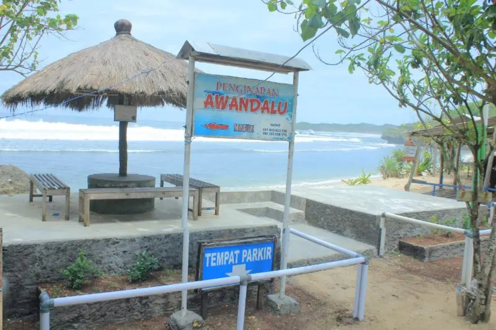 Penginapan Awandalu by ZUZU