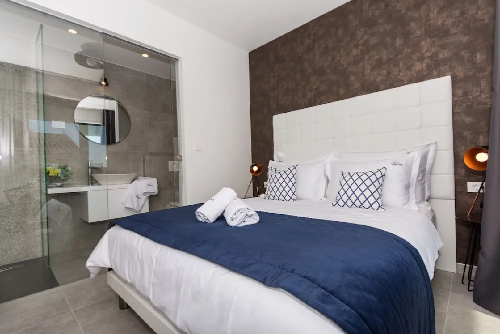 Luxury Apartments Royal M with Pool