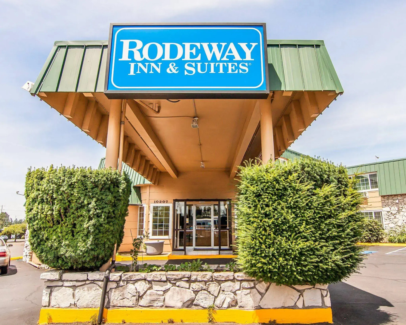 Rodeway Inn & Suites Portland West - Beaverton