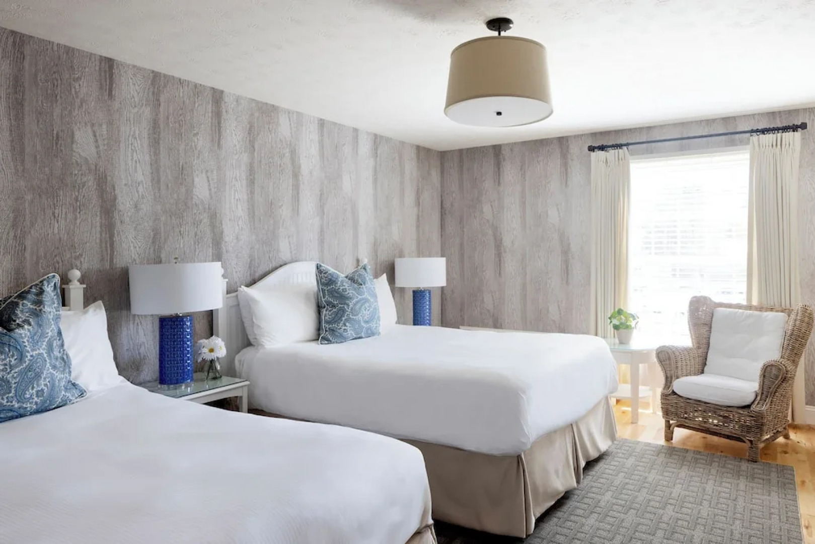 The Boathouse Waterfront Hotel & Marina