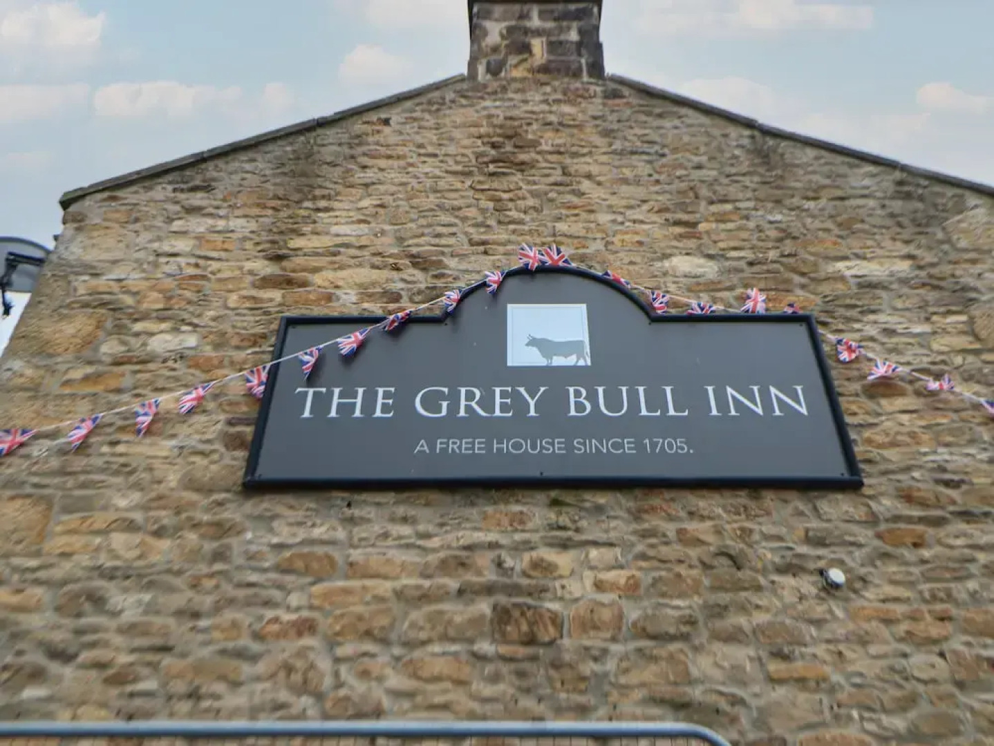 The Grey Bull Apartment