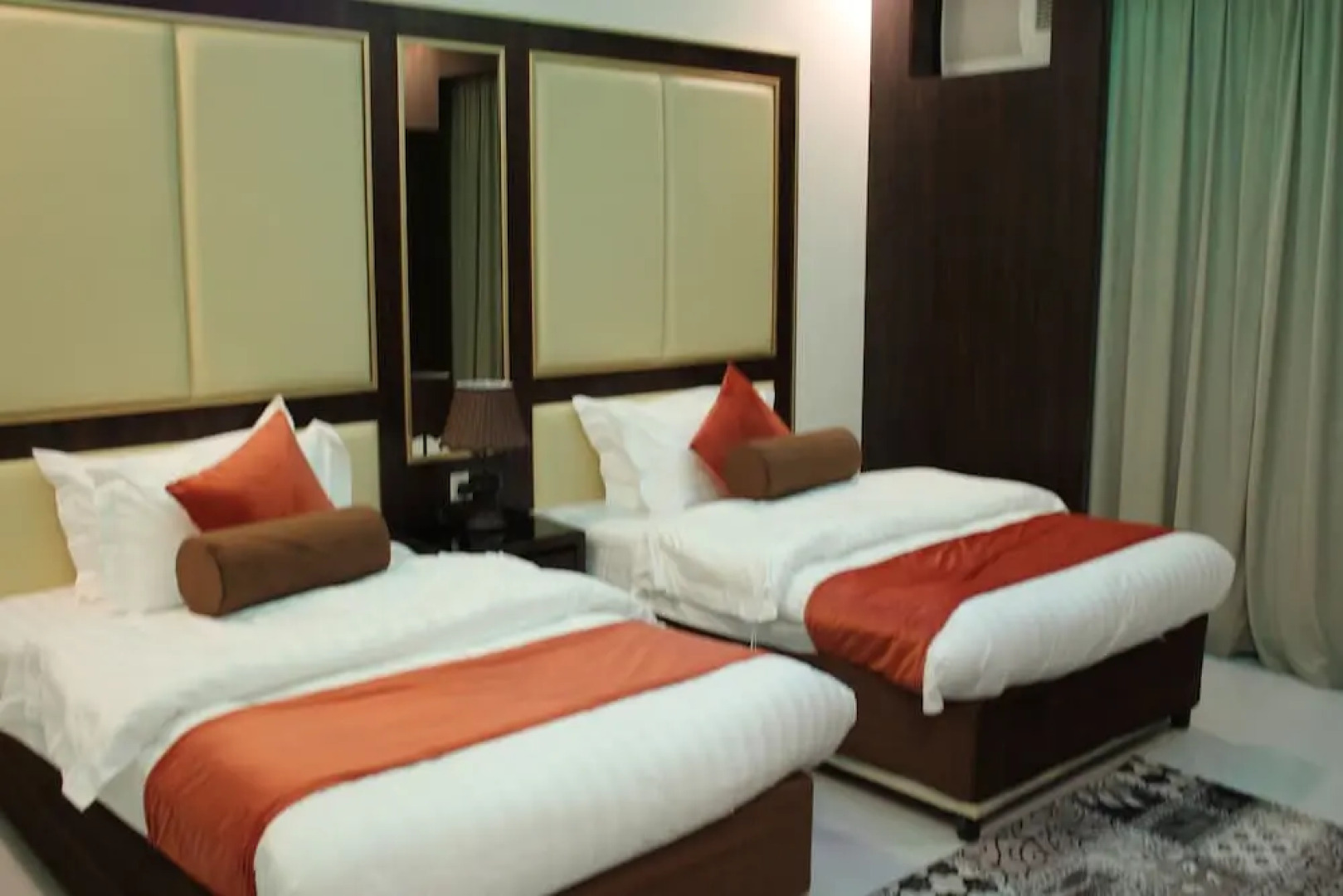 Silent Nights by Kyan