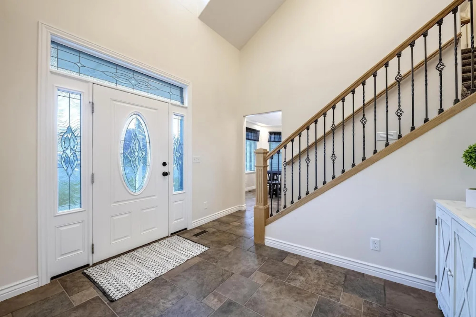 Family Fun Property Between Bear Lake Marina and Raspberry Square, Multiple Game Rooms, Sleeps 32, All New Furniture