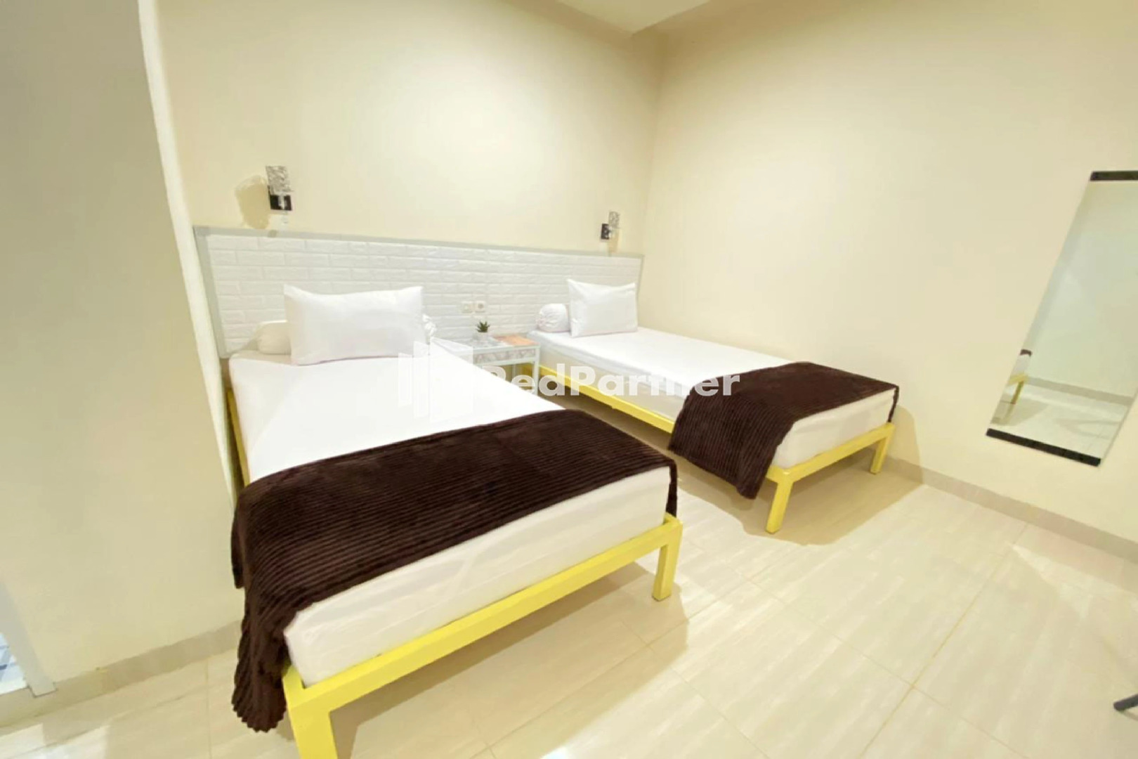 Hotel Luxury Sinjai Syariah RedPartner