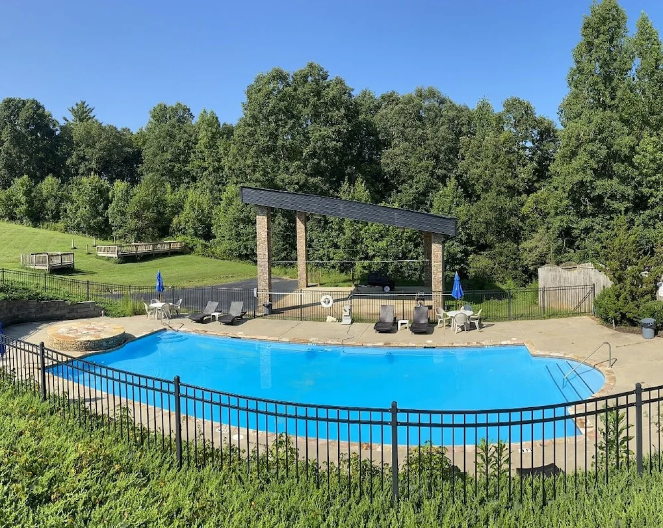 Copperhead Lodge and Resort Cabin Rentals