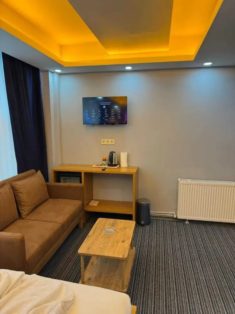 Premium Palace