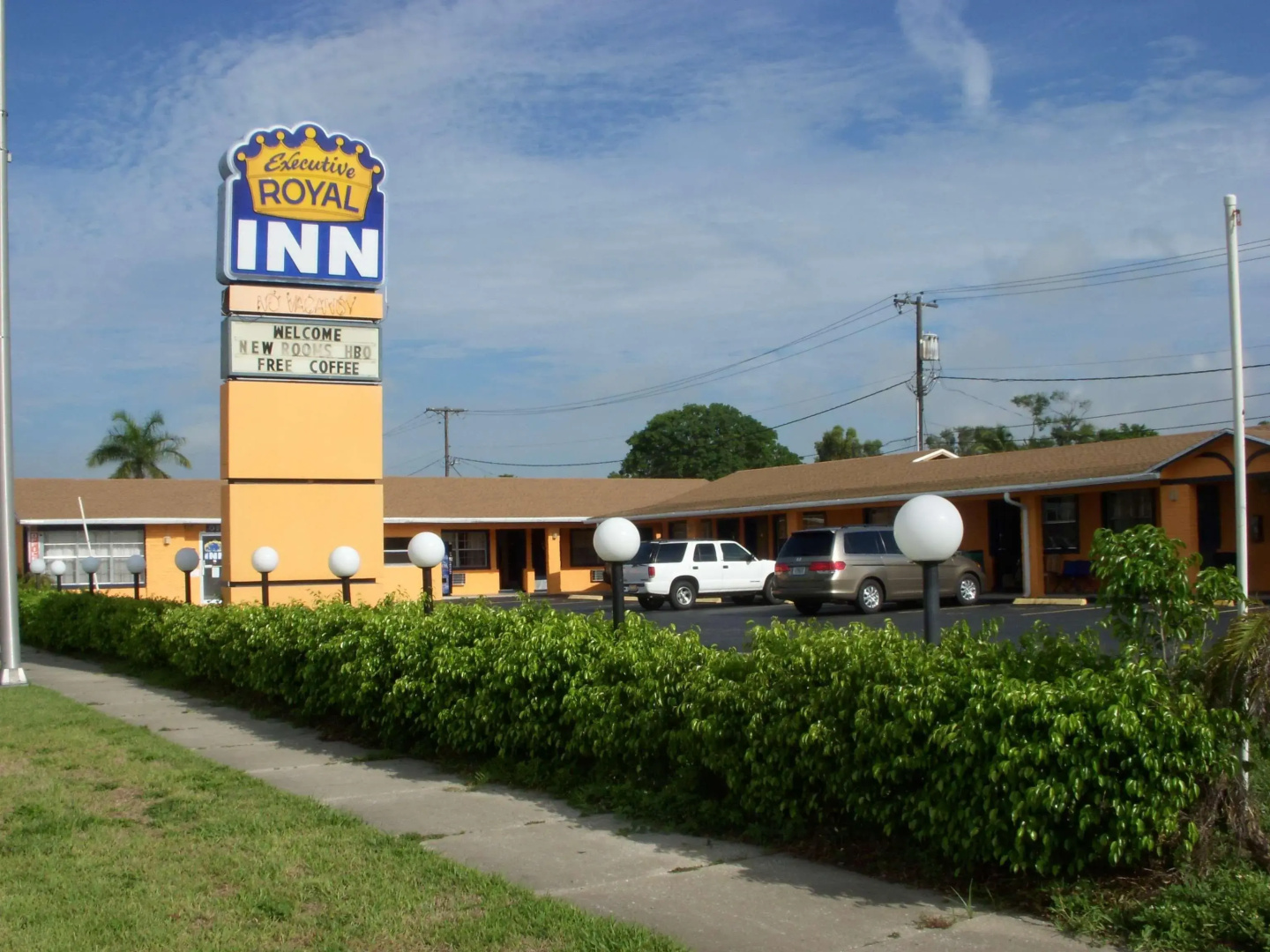 Executive Royal Inn