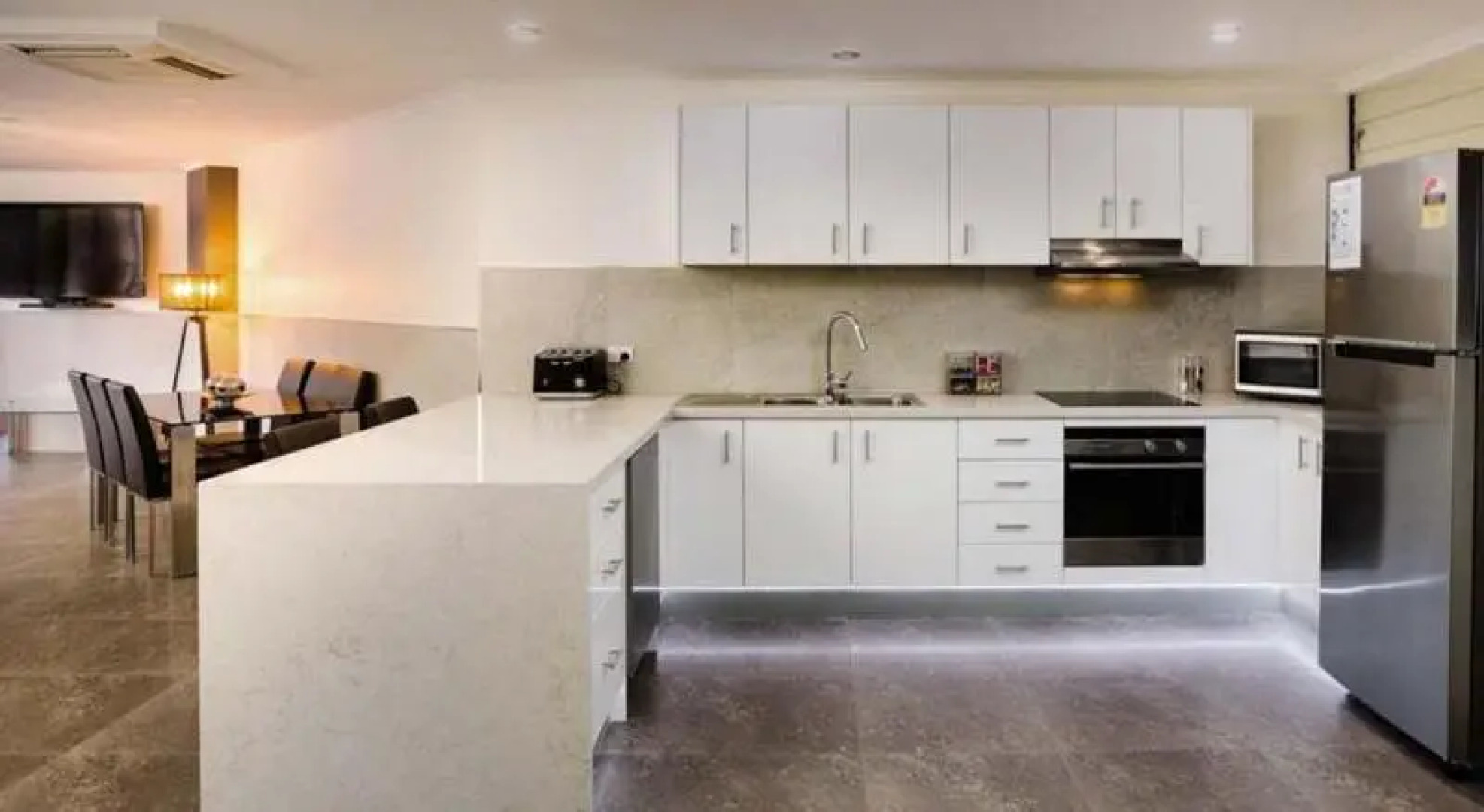 Nautilos on The Harbour