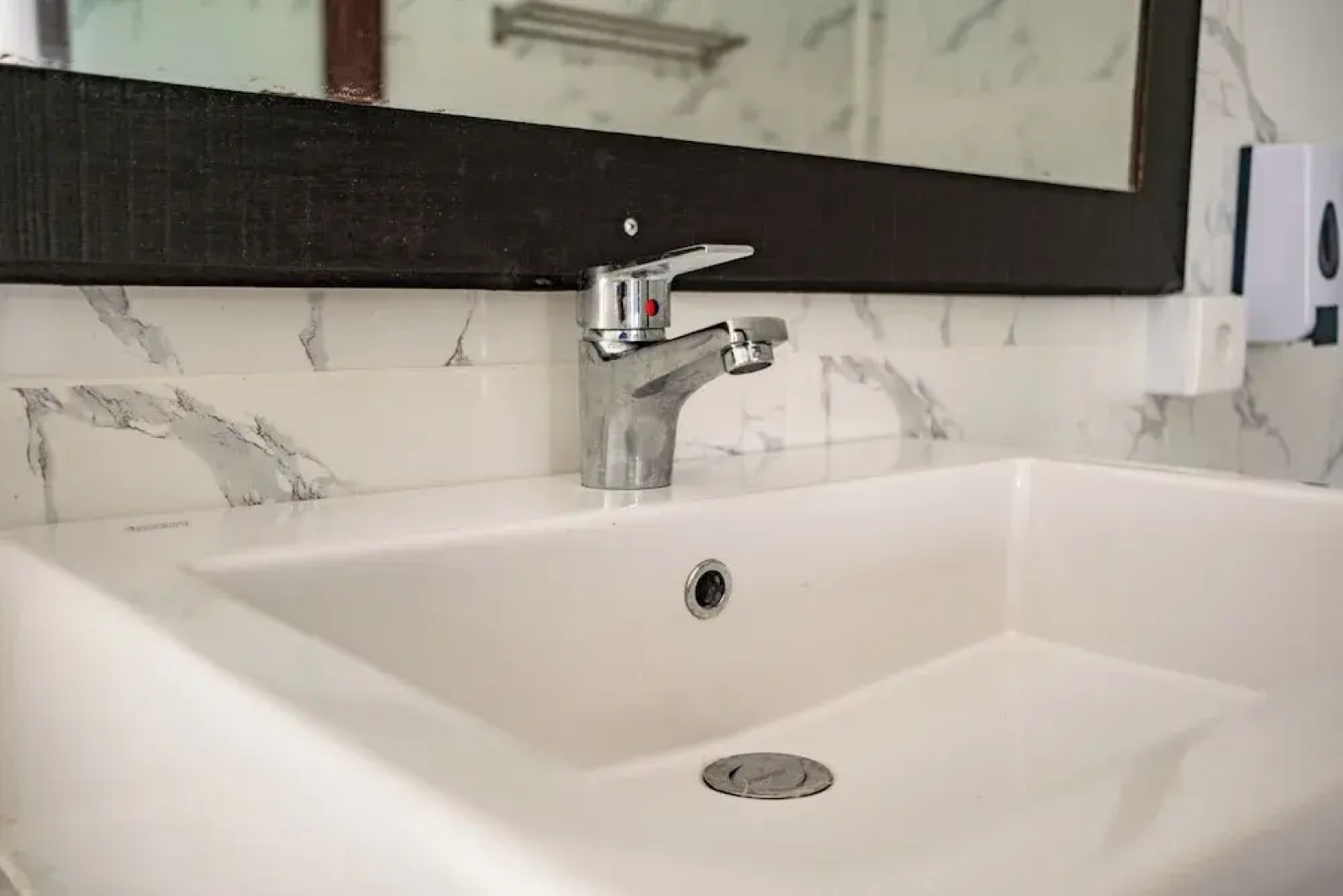 Pini Sentana Village