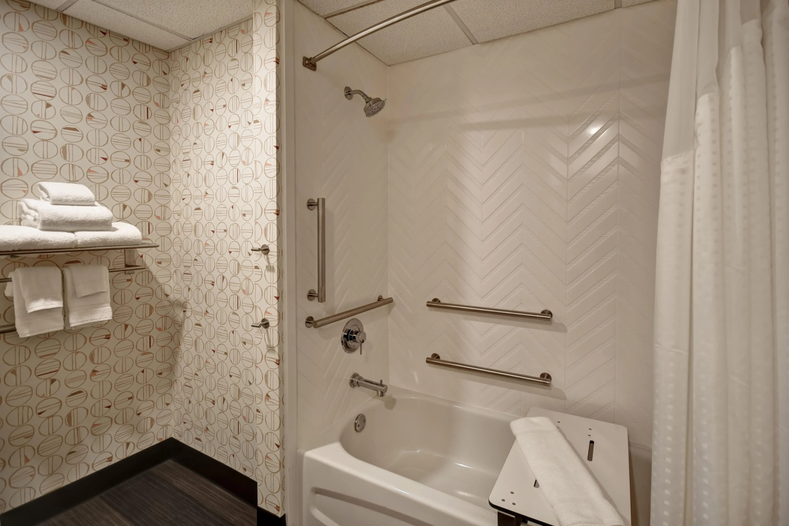 Holiday Inn Lancaster by IHG