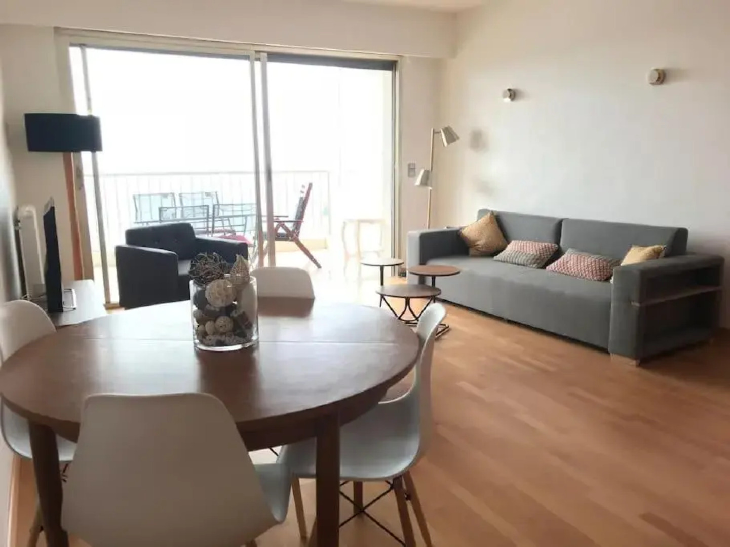 French Riviera - 3 pièces, vue mer et piscine